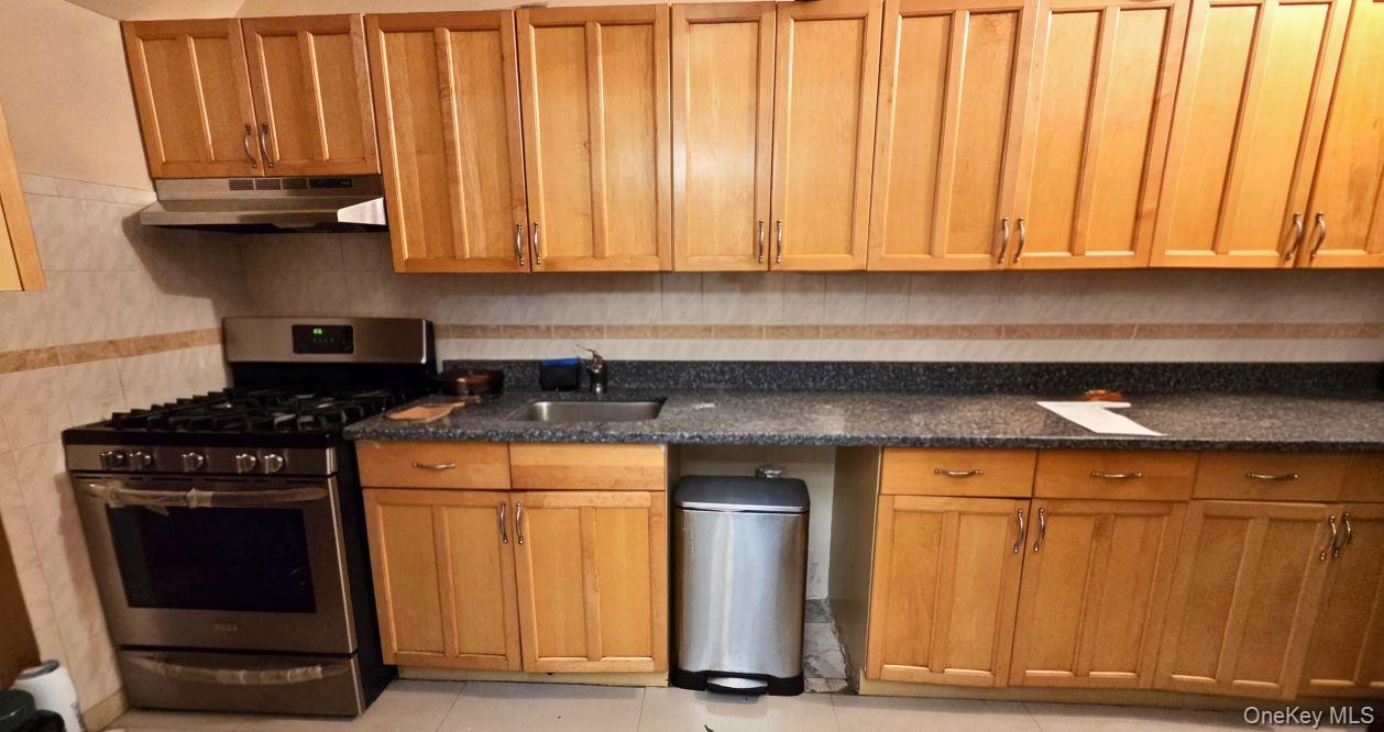 #10 photo, 2555 97th Street, كوينز East Elmhurst , NY 11369