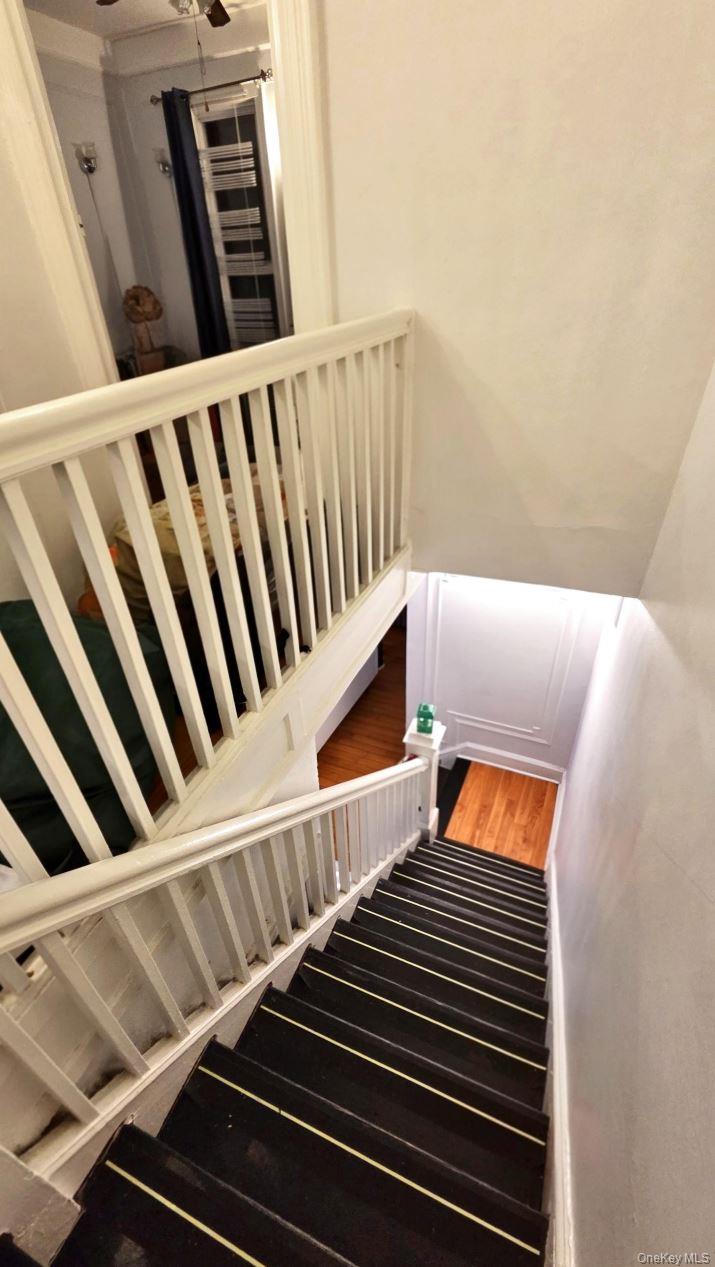 #7 photo, 2555 97th Street, كوينز East Elmhurst , NY 11369