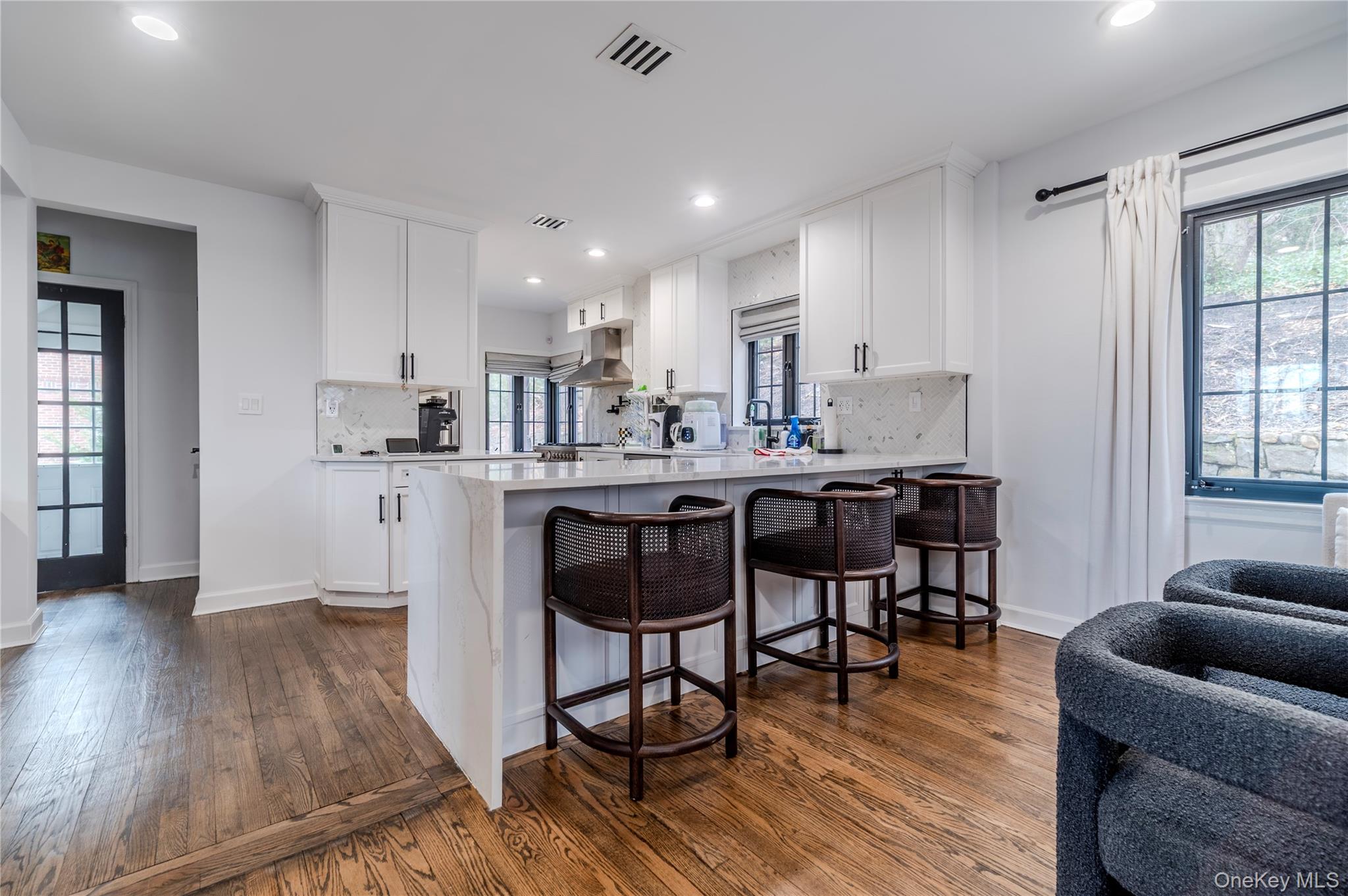 #13 photo, 15 sinclair martin drive, Нассау ‖ Roslyn Estates , NY 11576