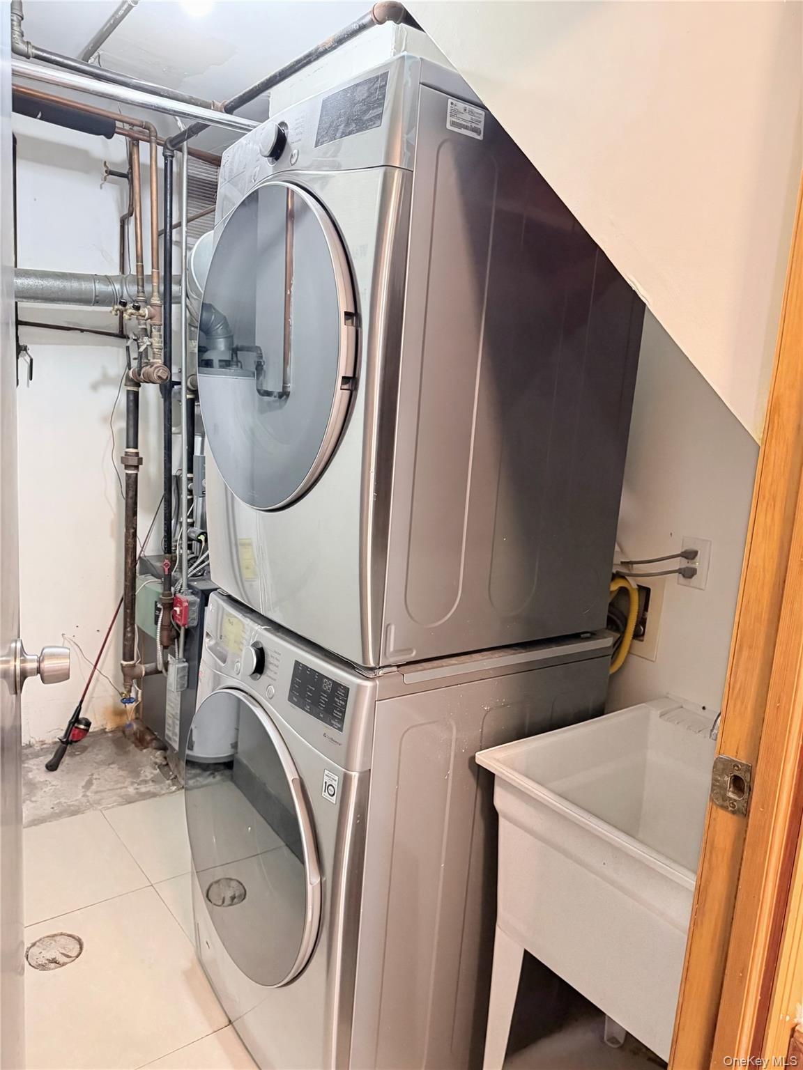 #12 photo, 152-12 Peck Avenue Avenue, Flushing , NY 11355