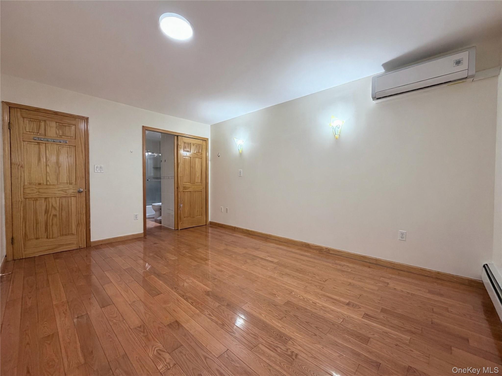 #4 photo, 152-12 Peck Avenue Avenue, Flushing , NY 11355