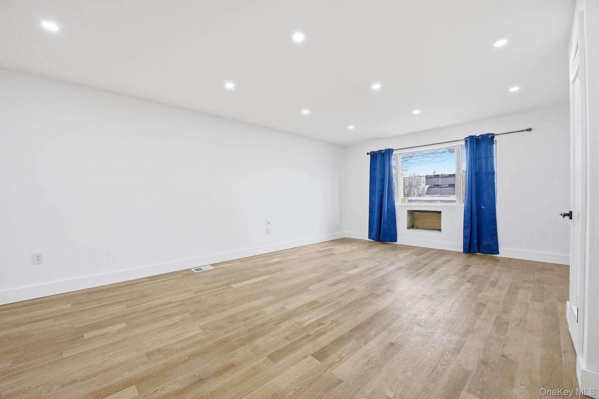 #4 photo, 1026 E 96th Street, Brooklyn , NY 11236