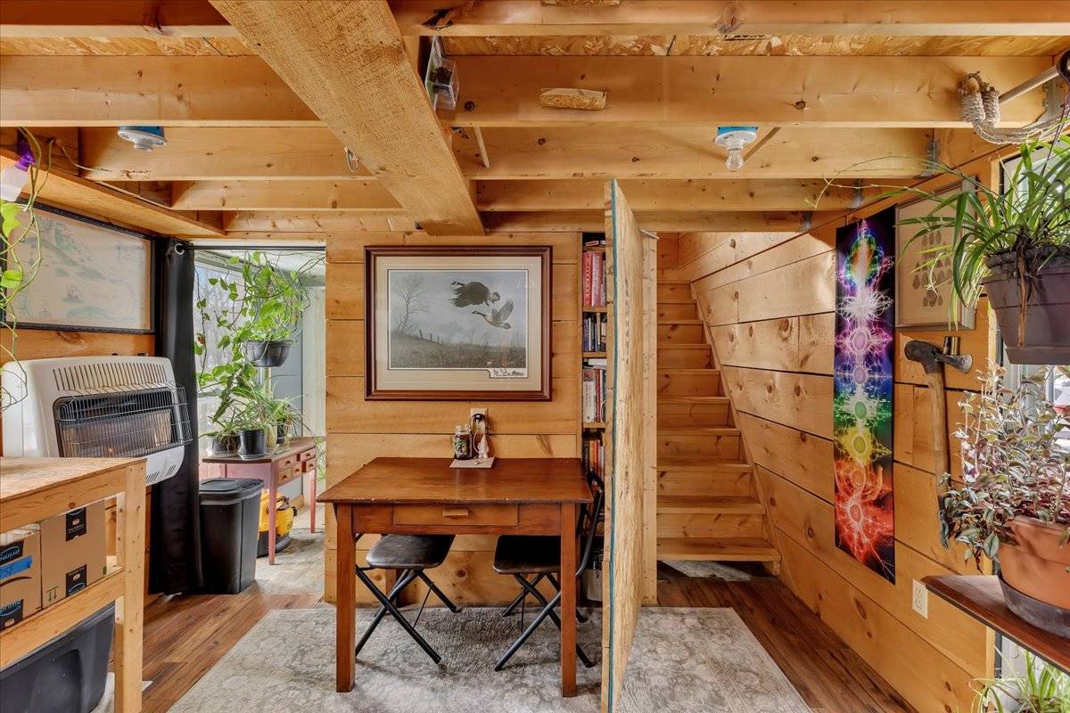 #20 photo, 277  Breese Hollow Rd, Hoosick , NY 12090