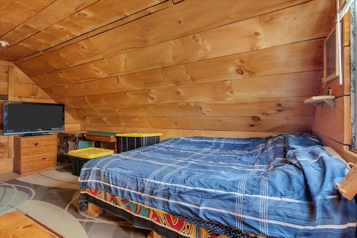 #21 photo, 277  Breese Hollow Rd, Hoosick , NY 12090