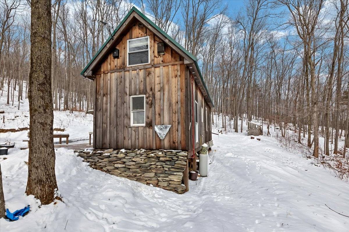 #29 photo, 277  Breese Hollow Rd, Hoosick , NY 12090