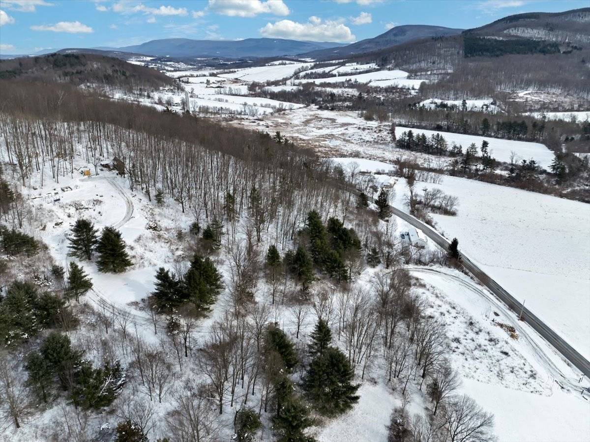 #33 photo, 277  Breese Hollow Rd, Hoosick , NY 12090