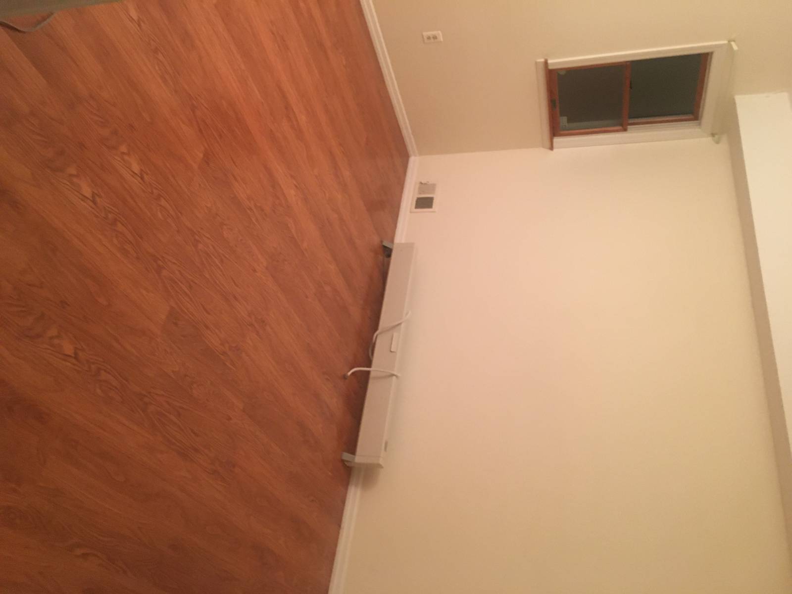 #4 photo, 249 Warwick Ave, #2, Staten Island , NY 10314