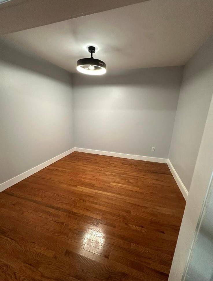 #2 photo, 291 Potter Ave, #2, Staten Island , NY 10314