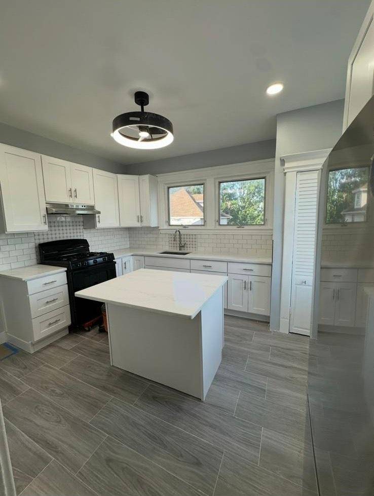 #4 photo, 291 Potter Ave, #2, Staten Island , NY 10314