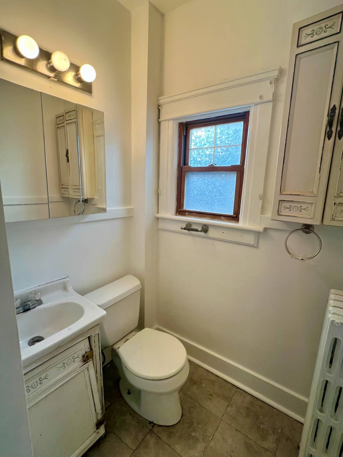 #12 photo, 163 Market Street, Amsterdam , NY 12010