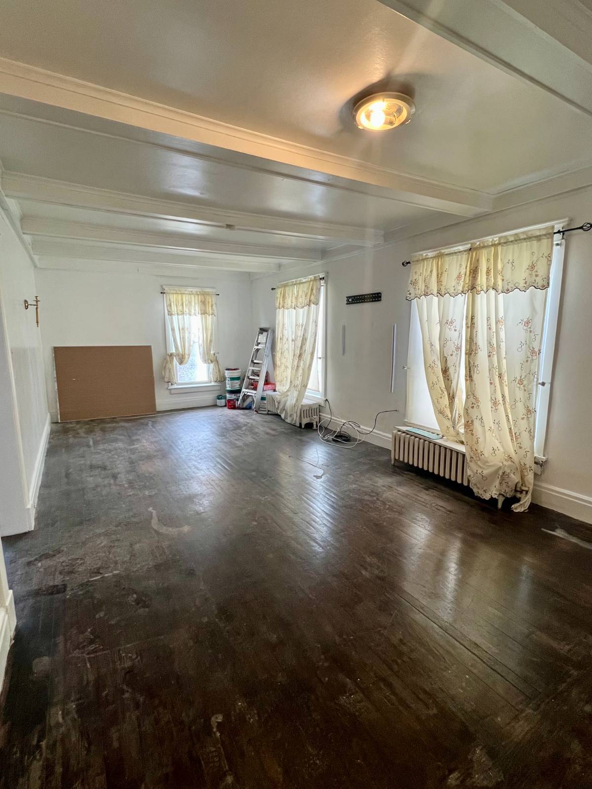 #7 photo, 163 Market Street, Amsterdam , NY 12010