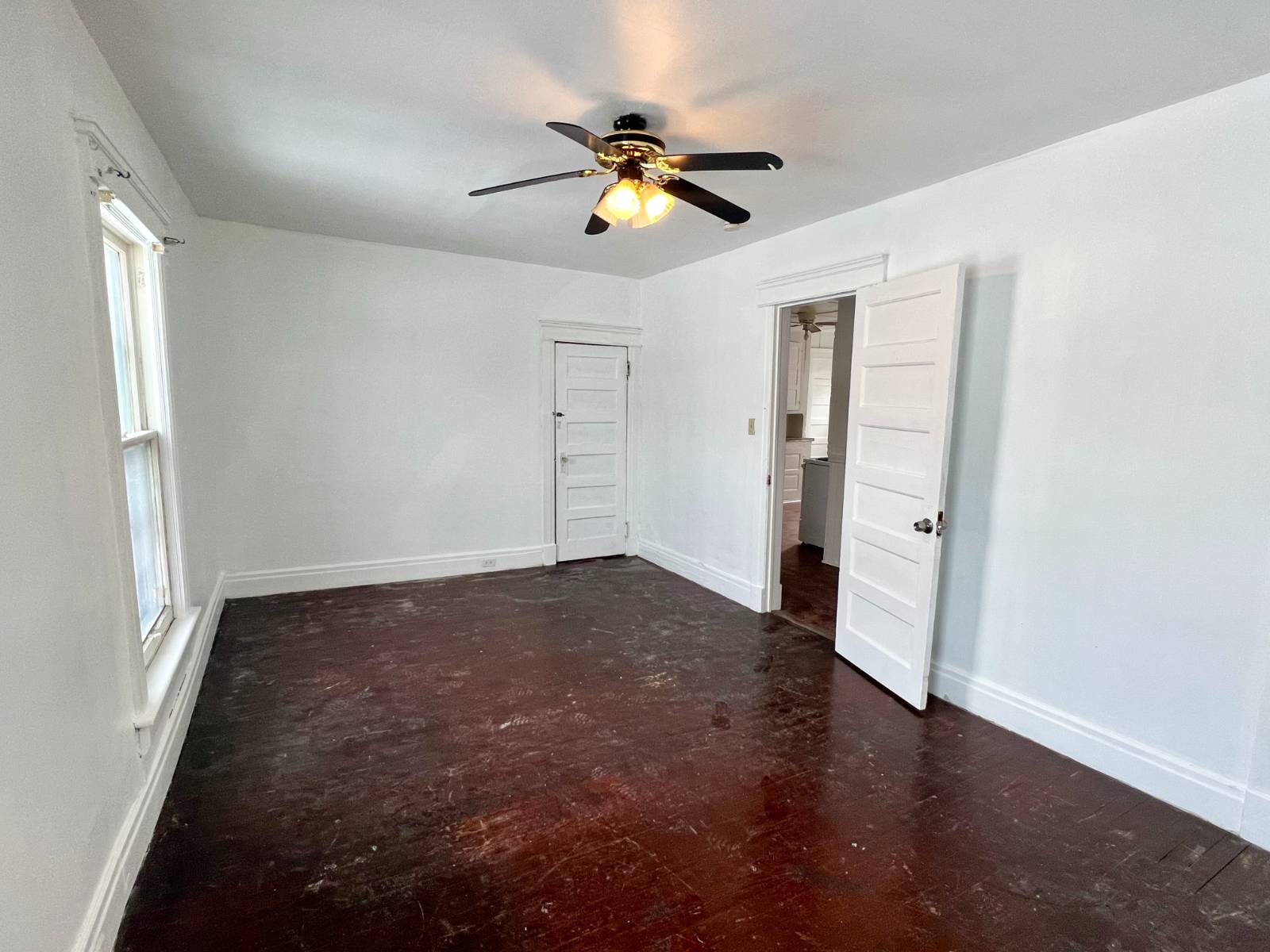 #9 photo, 163 Market Street, Amsterdam , NY 12010