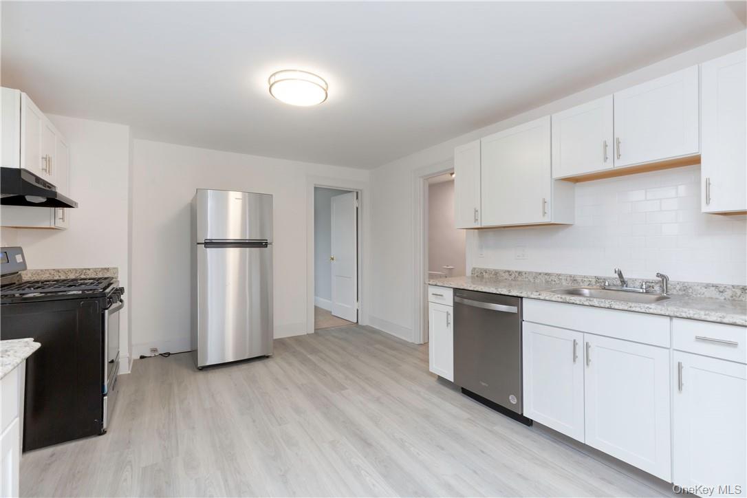 #5 photo, 167 Brook Street, Scarsdale , NY 10583