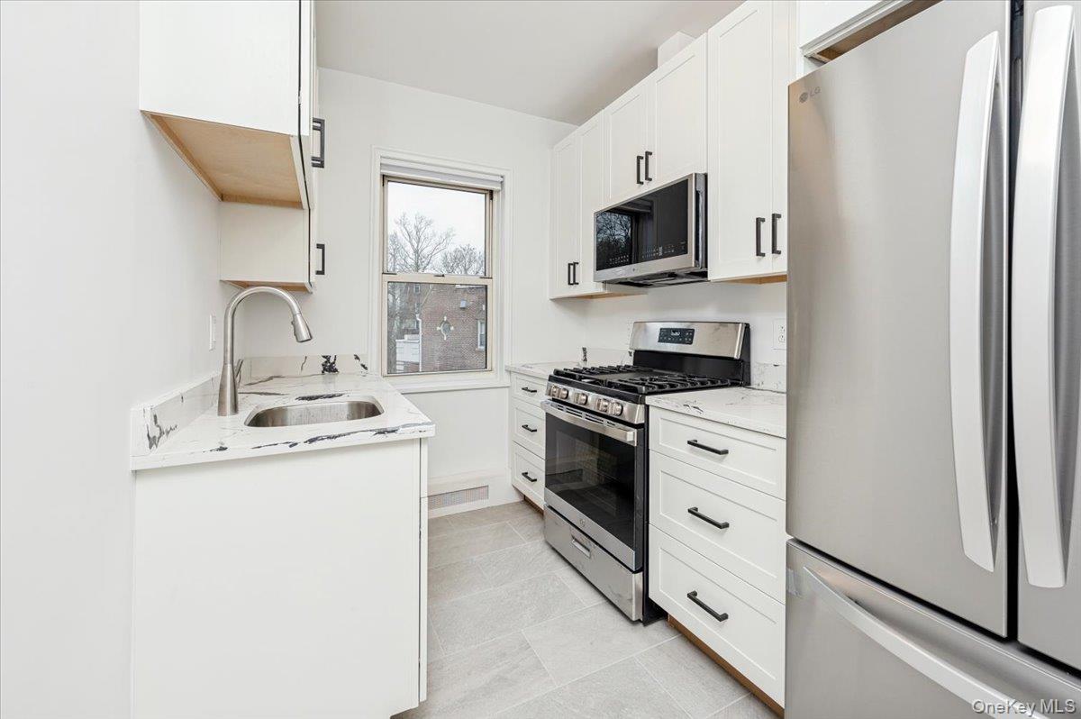 #7 photo, 13 Sunnybrook Road, Bronxville , NY 10708