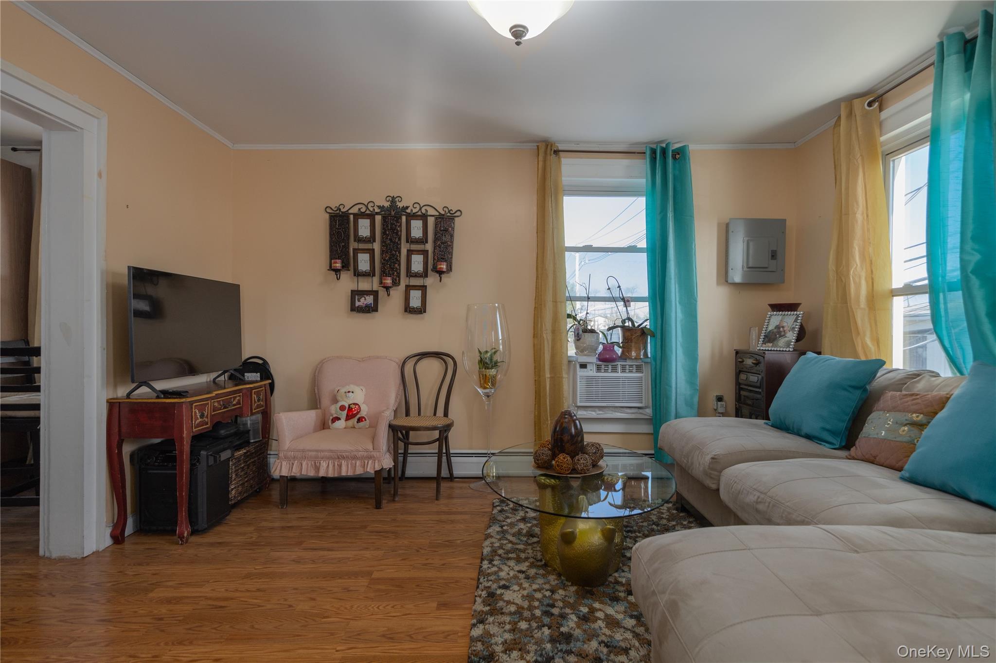 #14 photo, 82 W Railroad Avenue, Garnerville , NY 10923