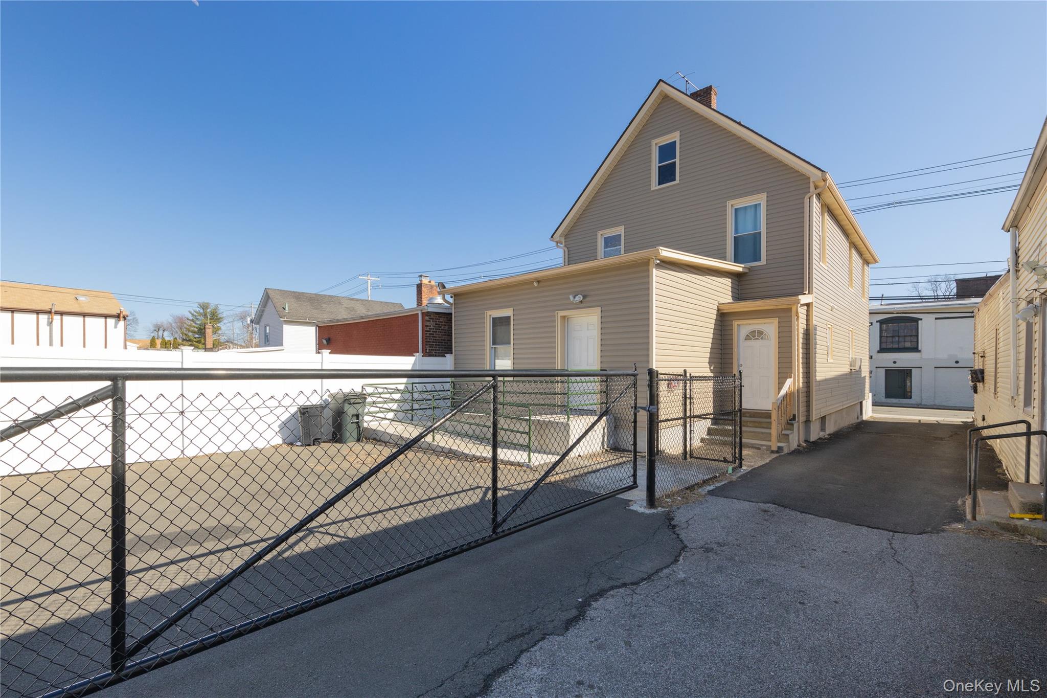 #8 photo, 82 W Railroad Avenue, Garnerville , NY 10923