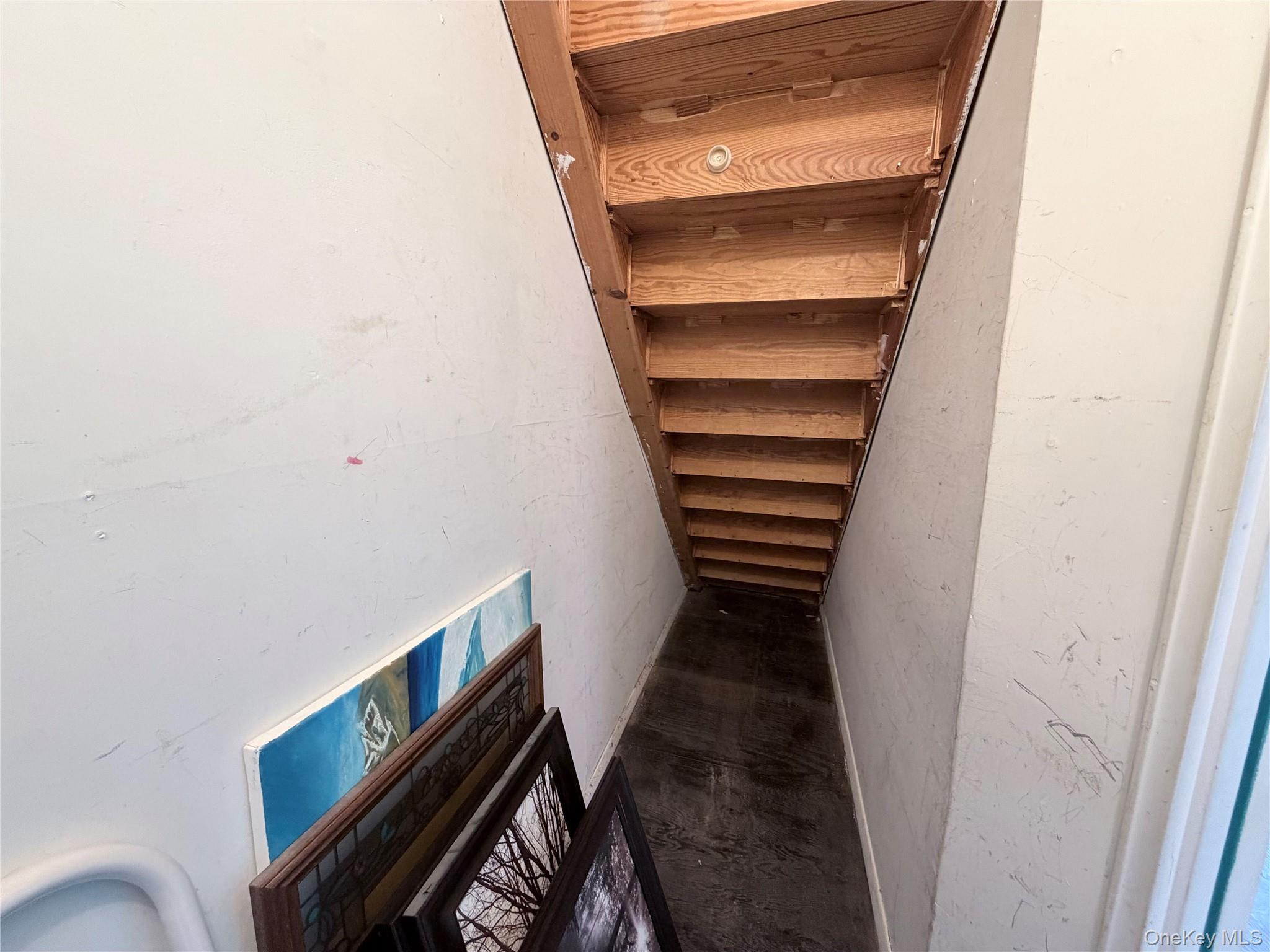 #15 photo, 881 Albany Post Road, New Paltz , NY 12561