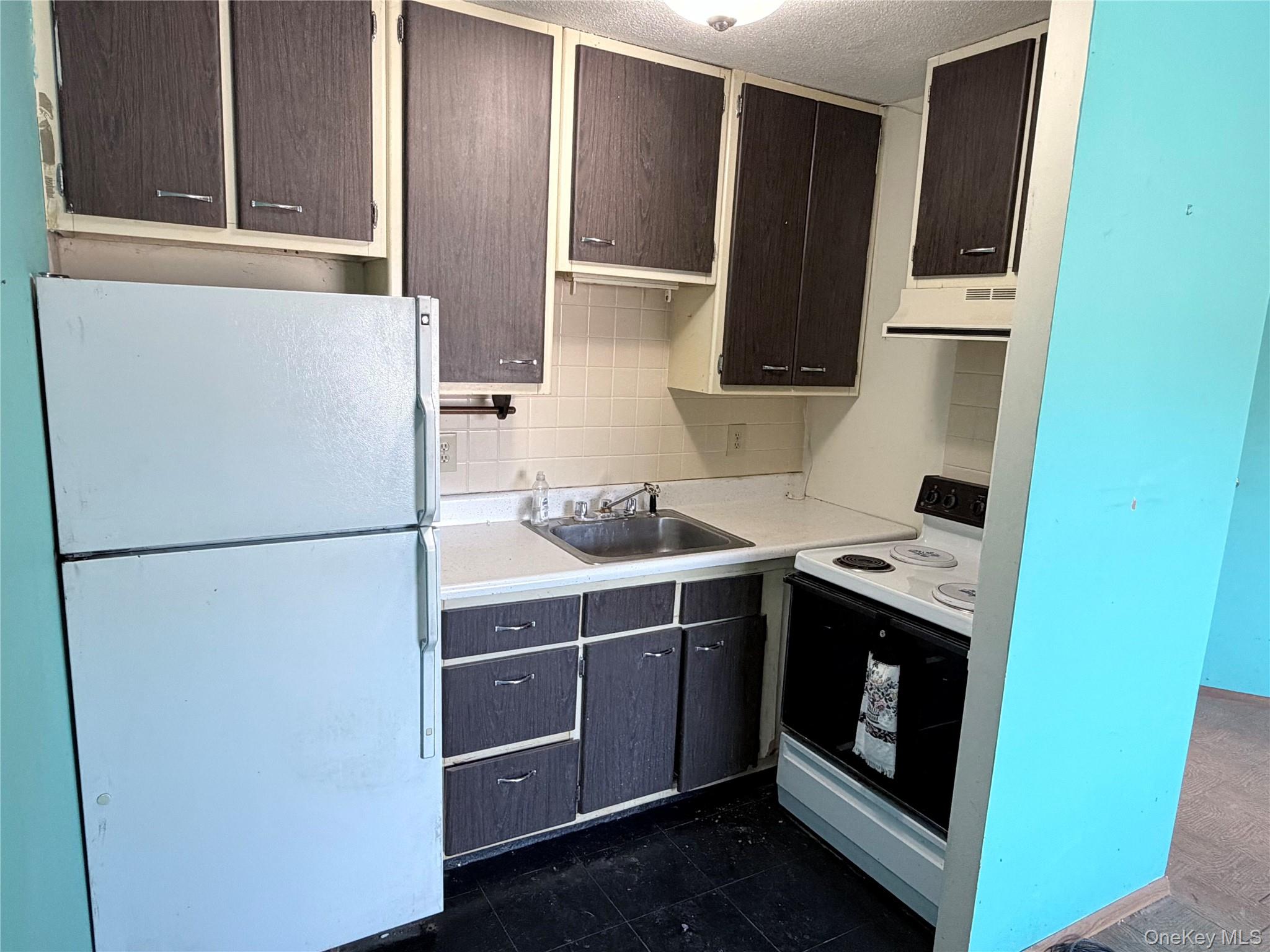 #4 photo, 881 Albany Post Road, New Paltz , NY 12561