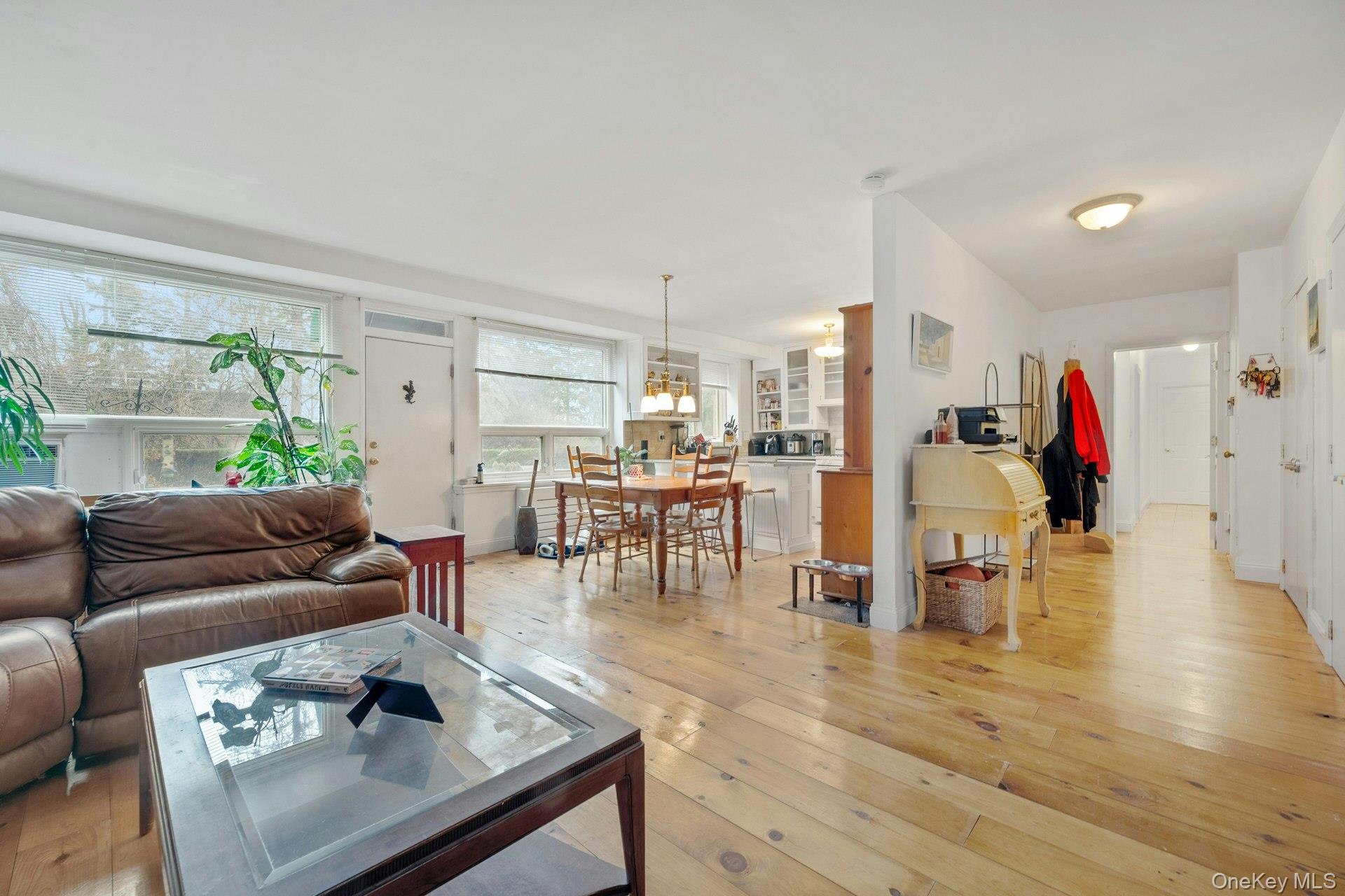 #5 photo, 22 Channing Place, Eastchester , NY 10709