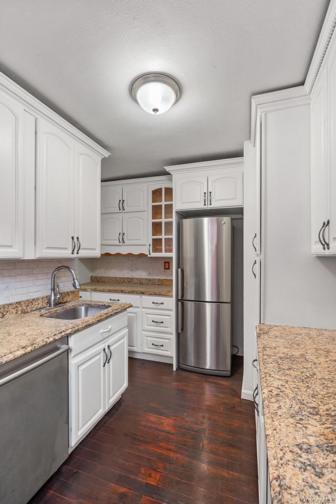 #6 photo, 245 Rumsey Road, Yonkers , NY 10701