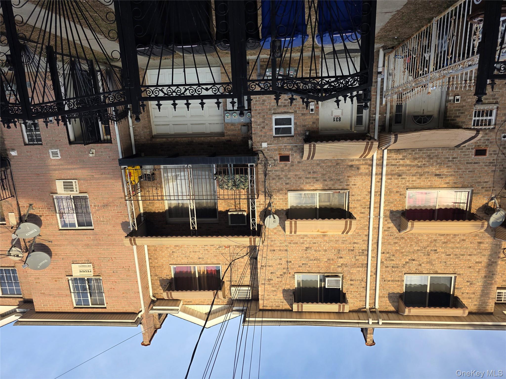 #1 photo, 831 E 221st Street, برونكس Bronx , NY 10467