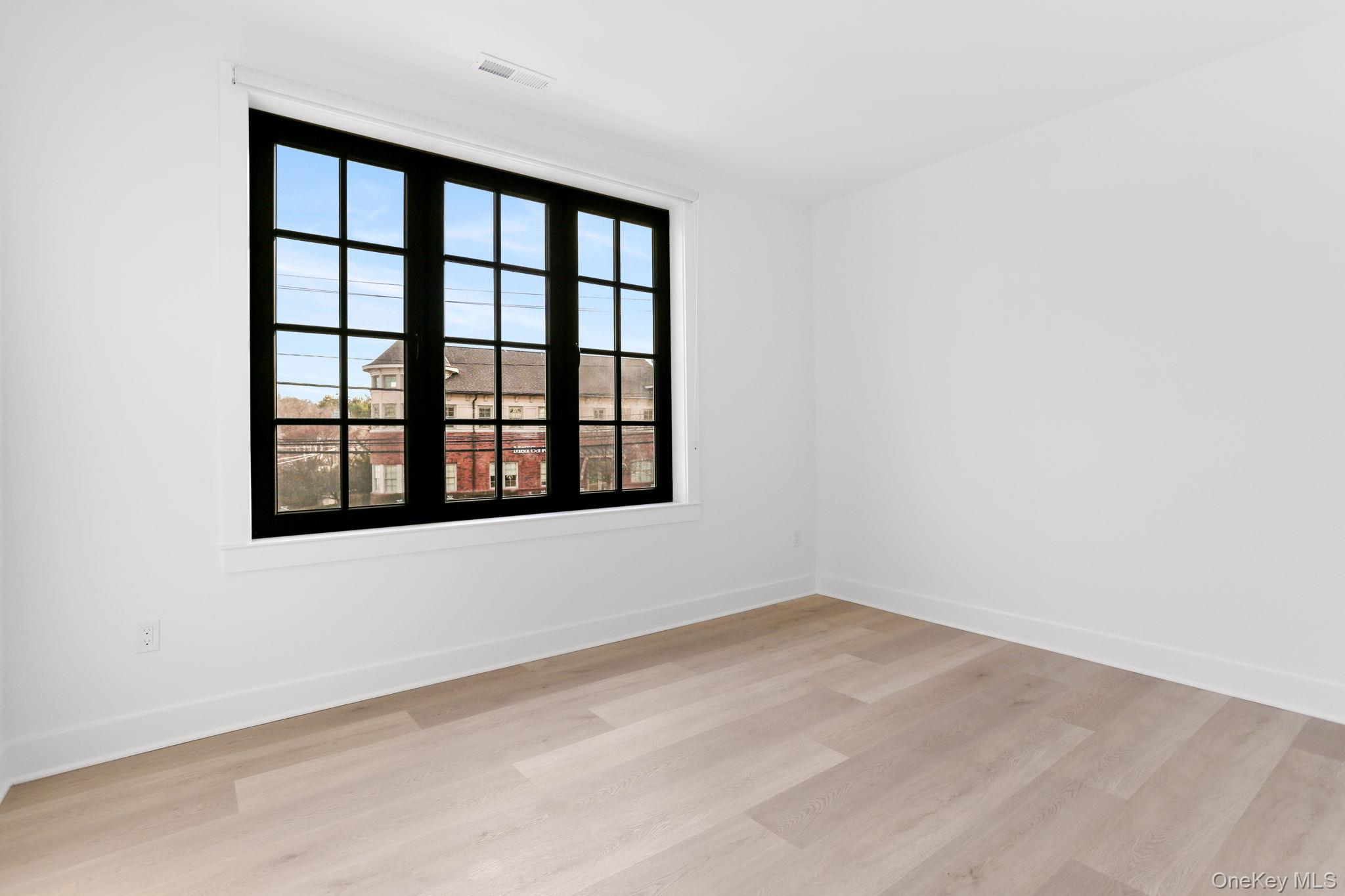 #15 photo, 100 E Putnam Avenue, Greenwich , CT 06807