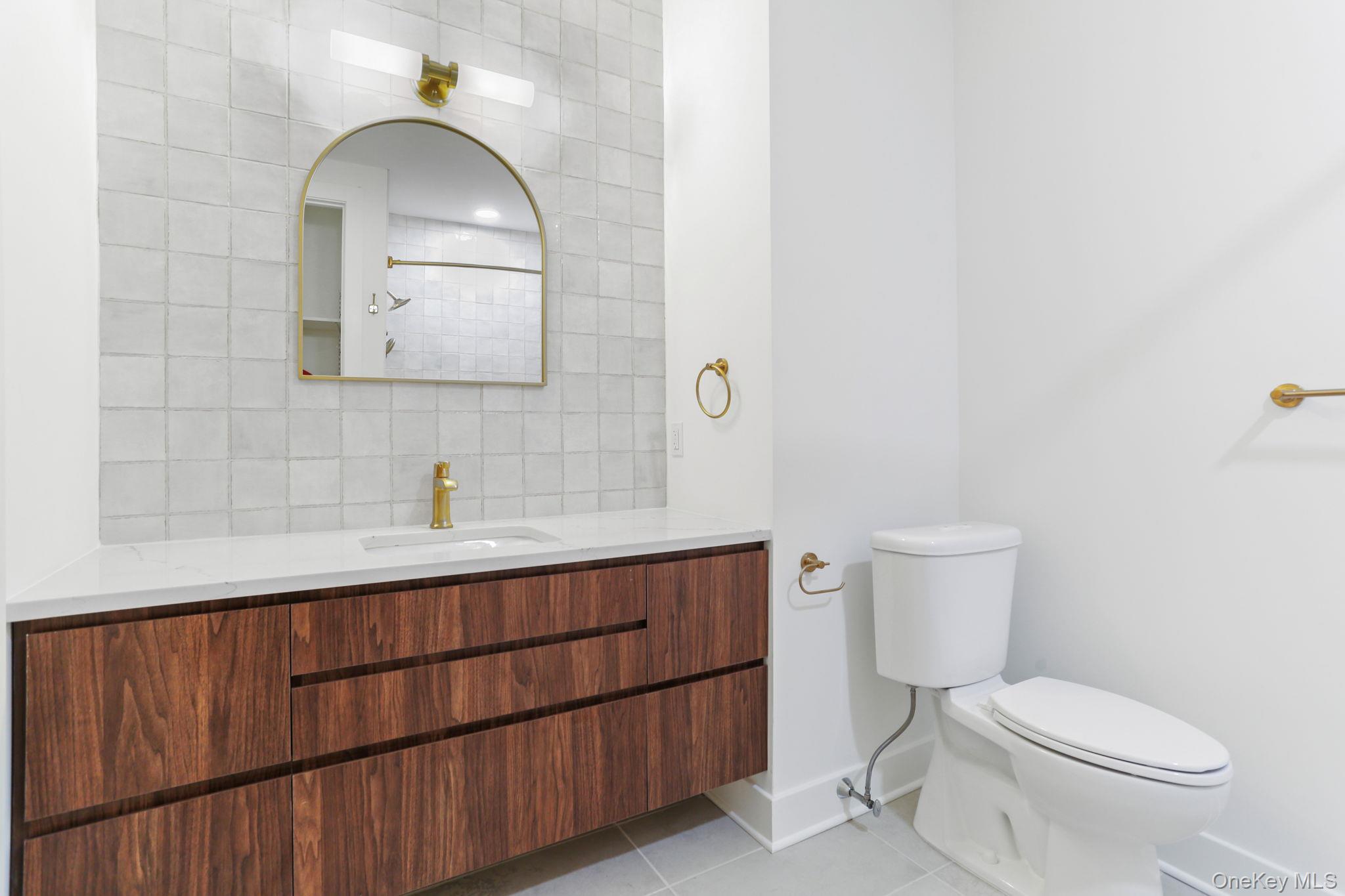 #18 photo, 100 E Putnam Avenue, Greenwich , CT 06807