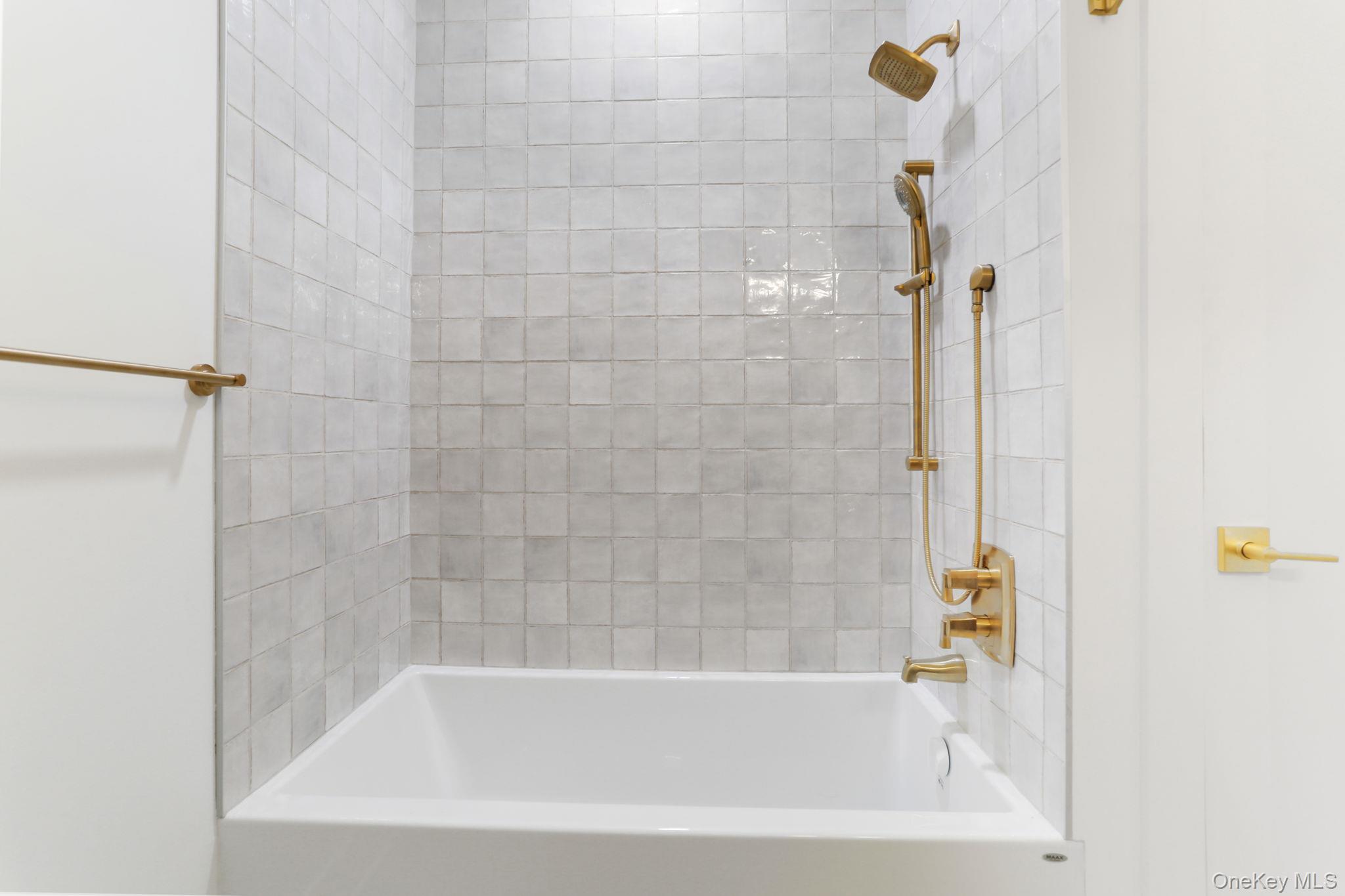 #20 photo, 100 E Putnam Avenue, Greenwich , CT 06807