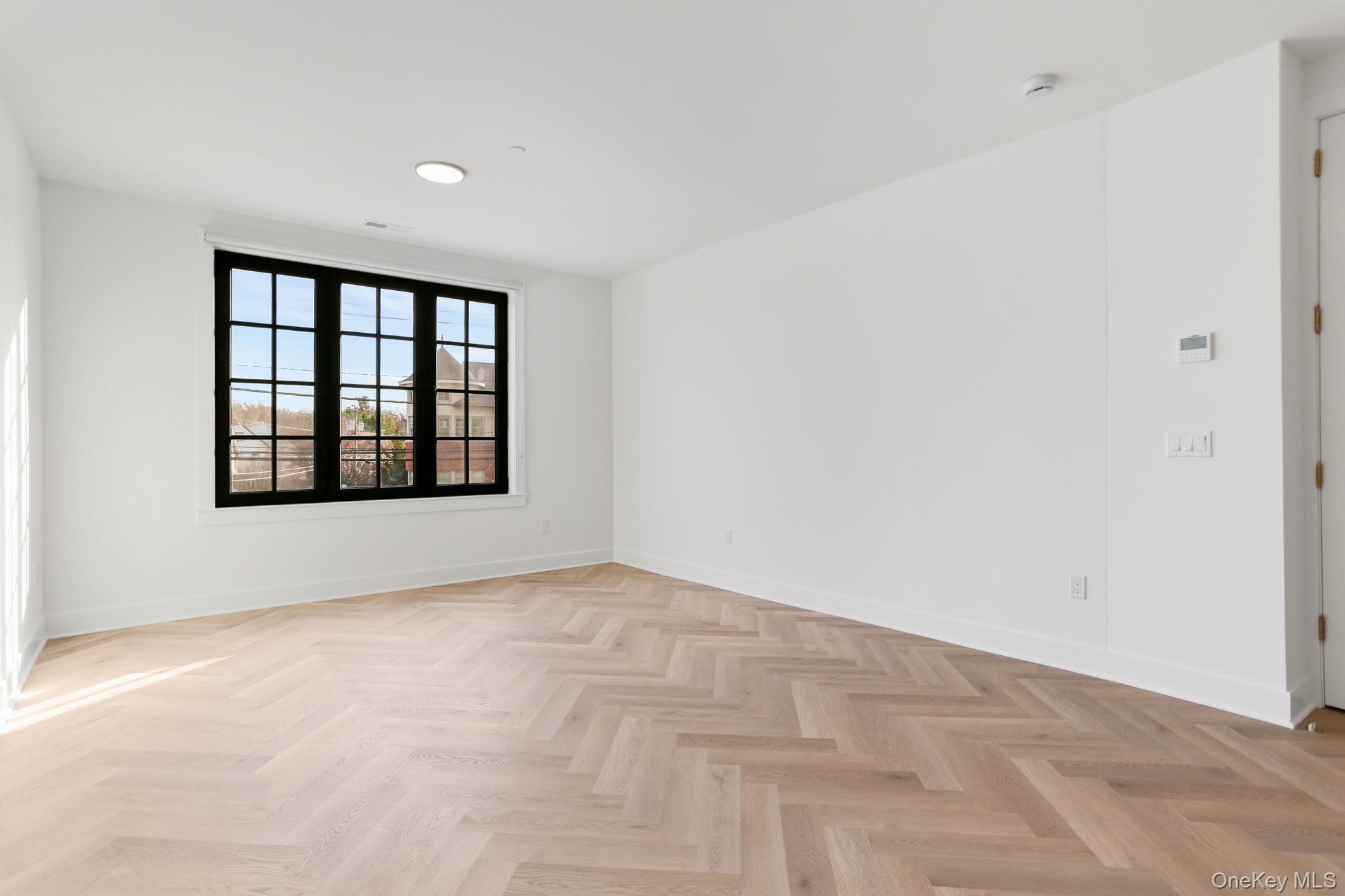 #8 photo, 100 E Putnam Avenue, Greenwich , CT 06807