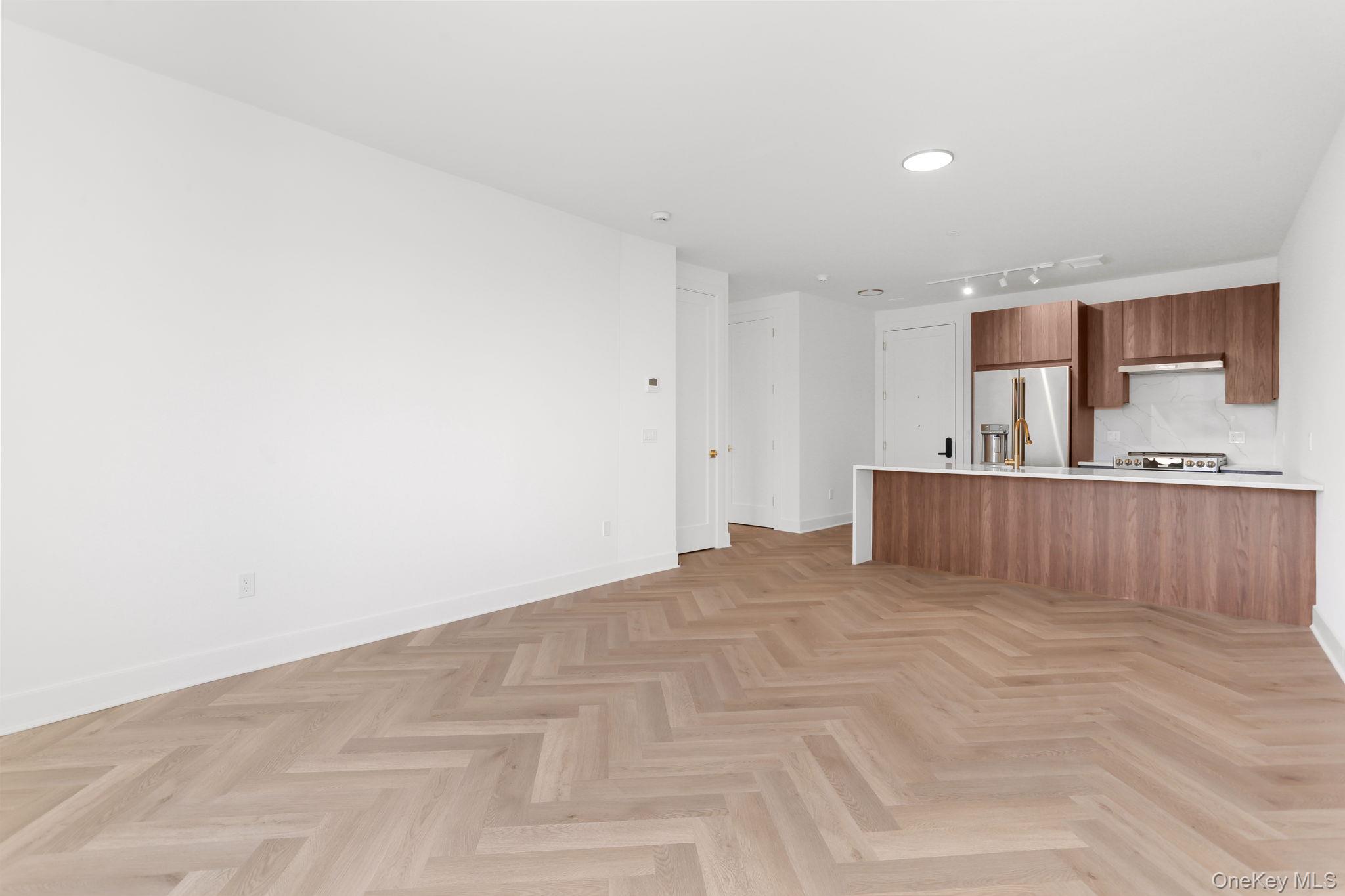 #9 photo, 100 E Putnam Avenue, Greenwich , CT 06807