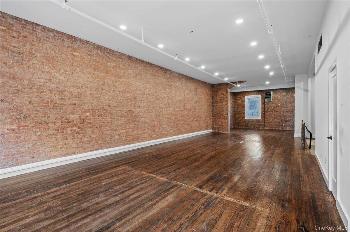 #5 photo, 74 S Broadway, Nyack , NY 10960