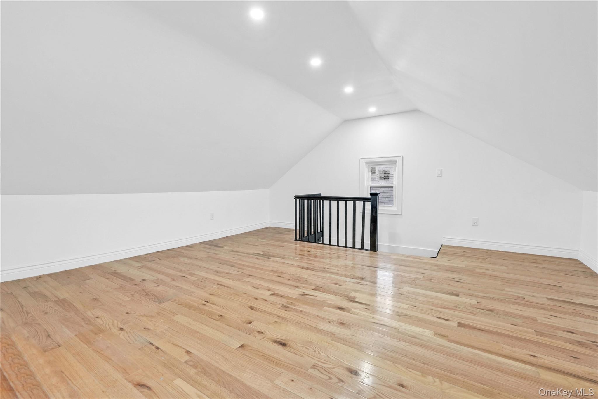 #8 photo, 21432 112th Road, Queens Village South , NY 11429