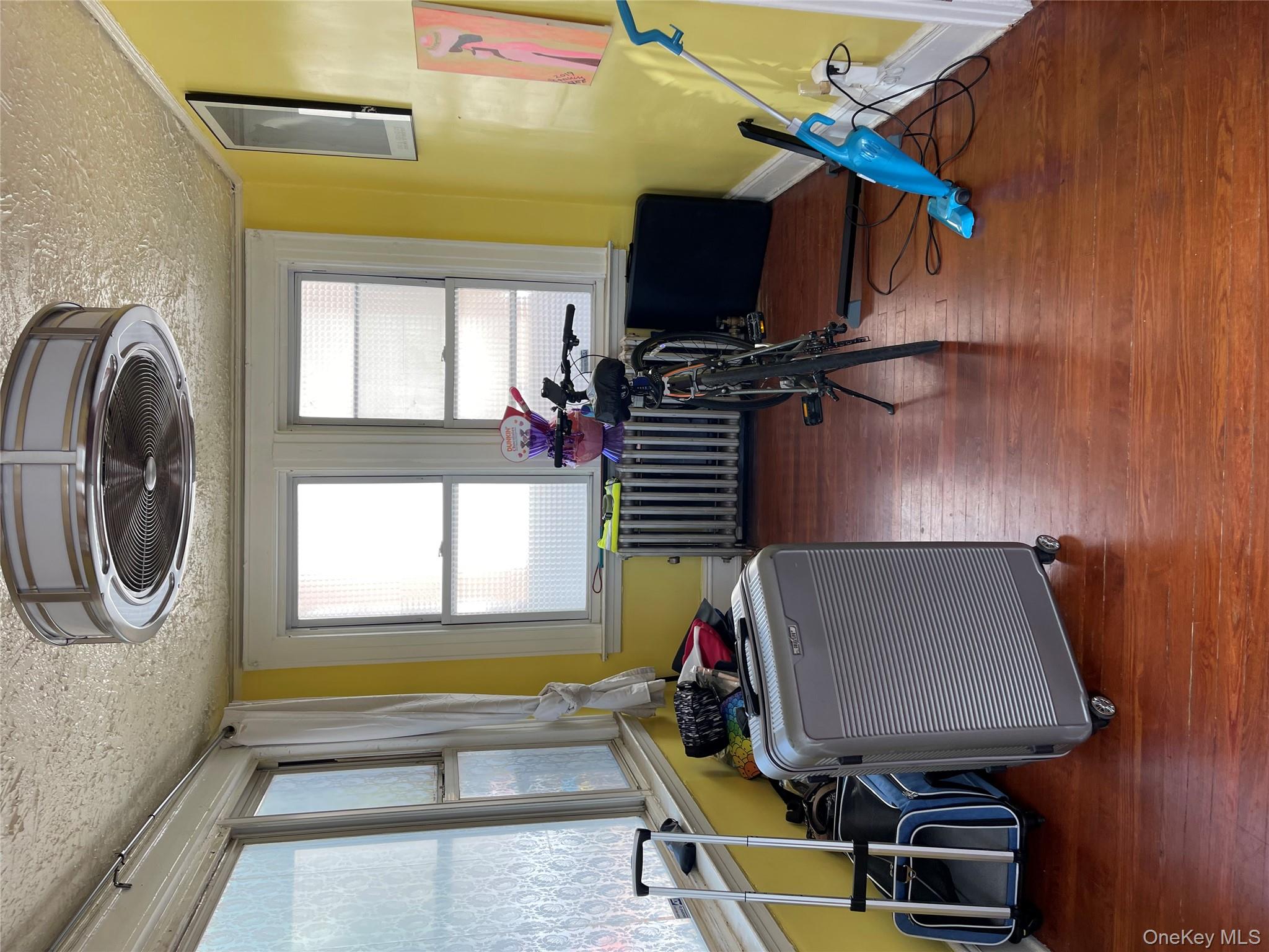 #2 photo, 115-45 199th Street, Saint Albans , NY 11412