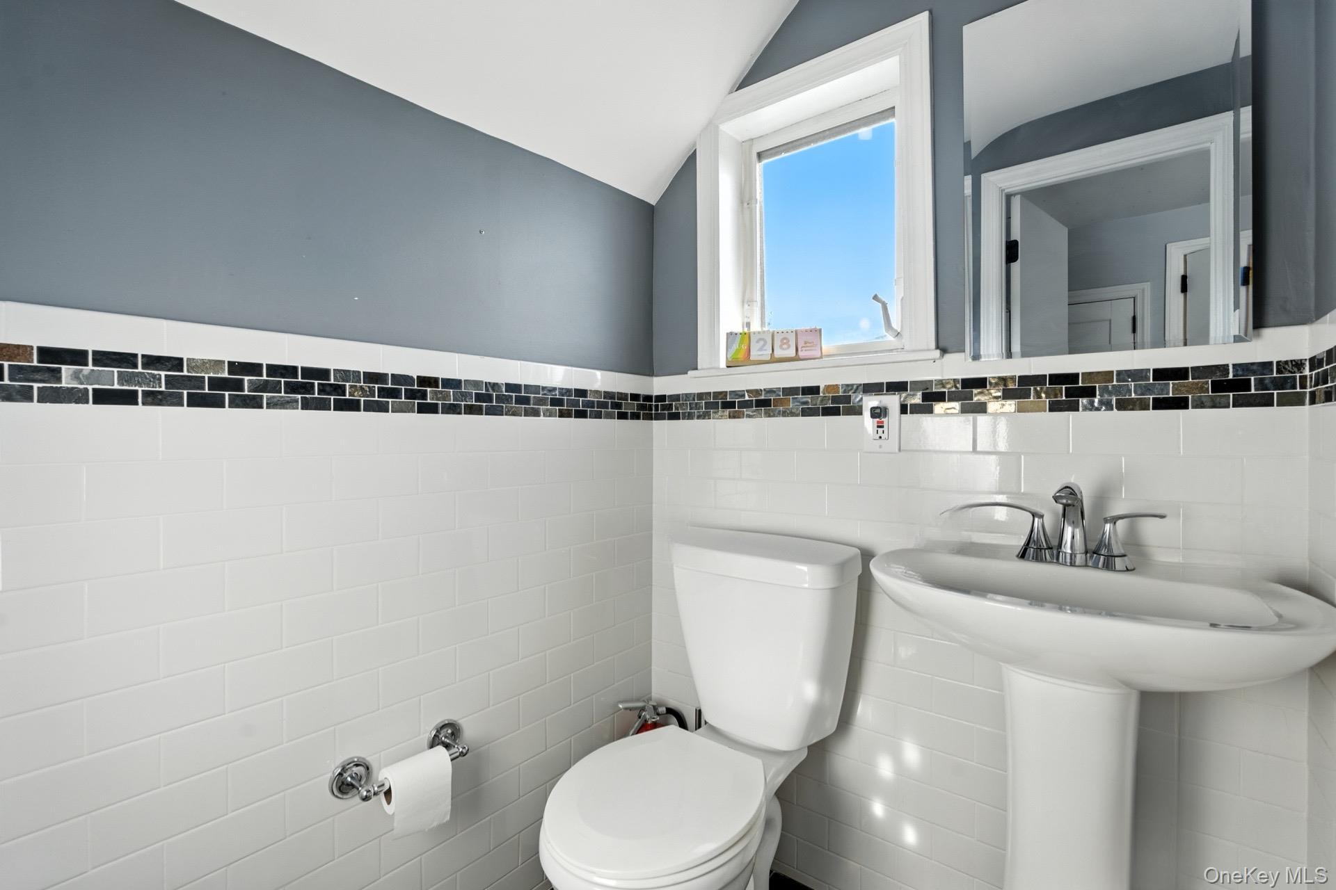 #13 photo, 40 Hendrickson Avenue, Lynbrook , NY 11563