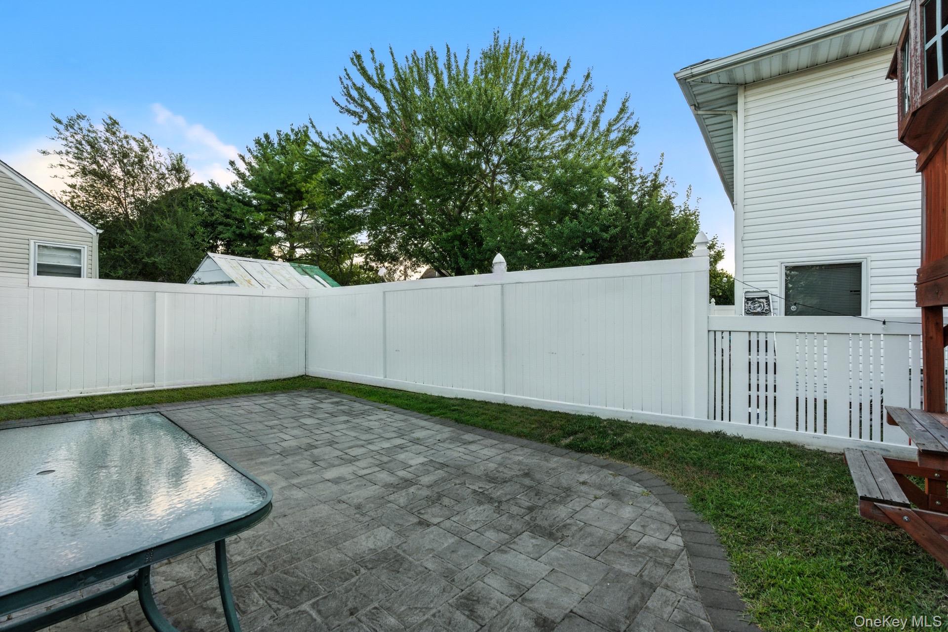 #20 photo, 40 Hendrickson Avenue, Lynbrook , NY 11563