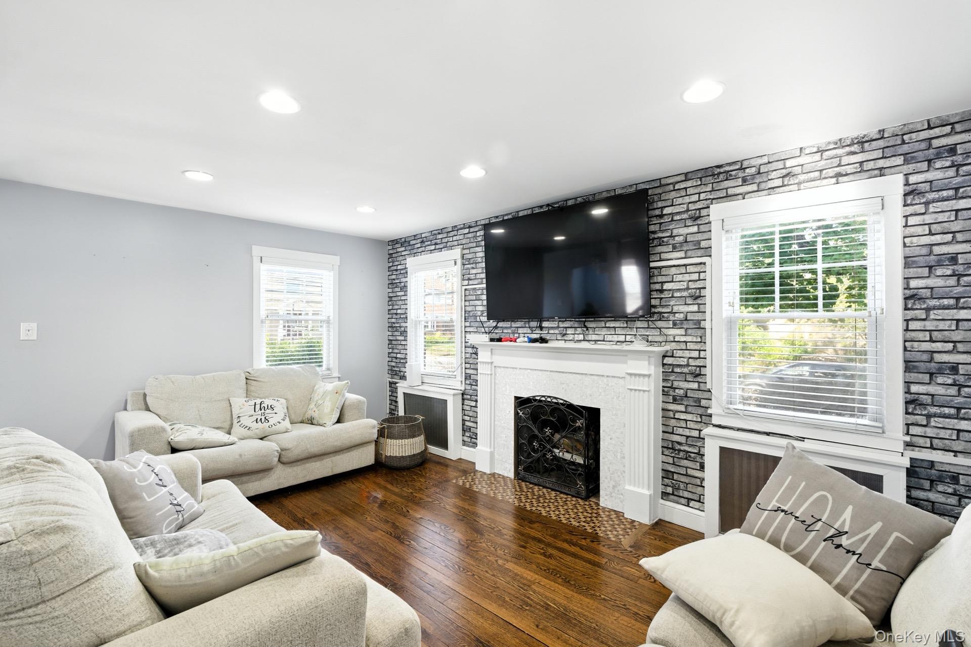 #3 photo, 40 Hendrickson Avenue, Lynbrook , NY 11563