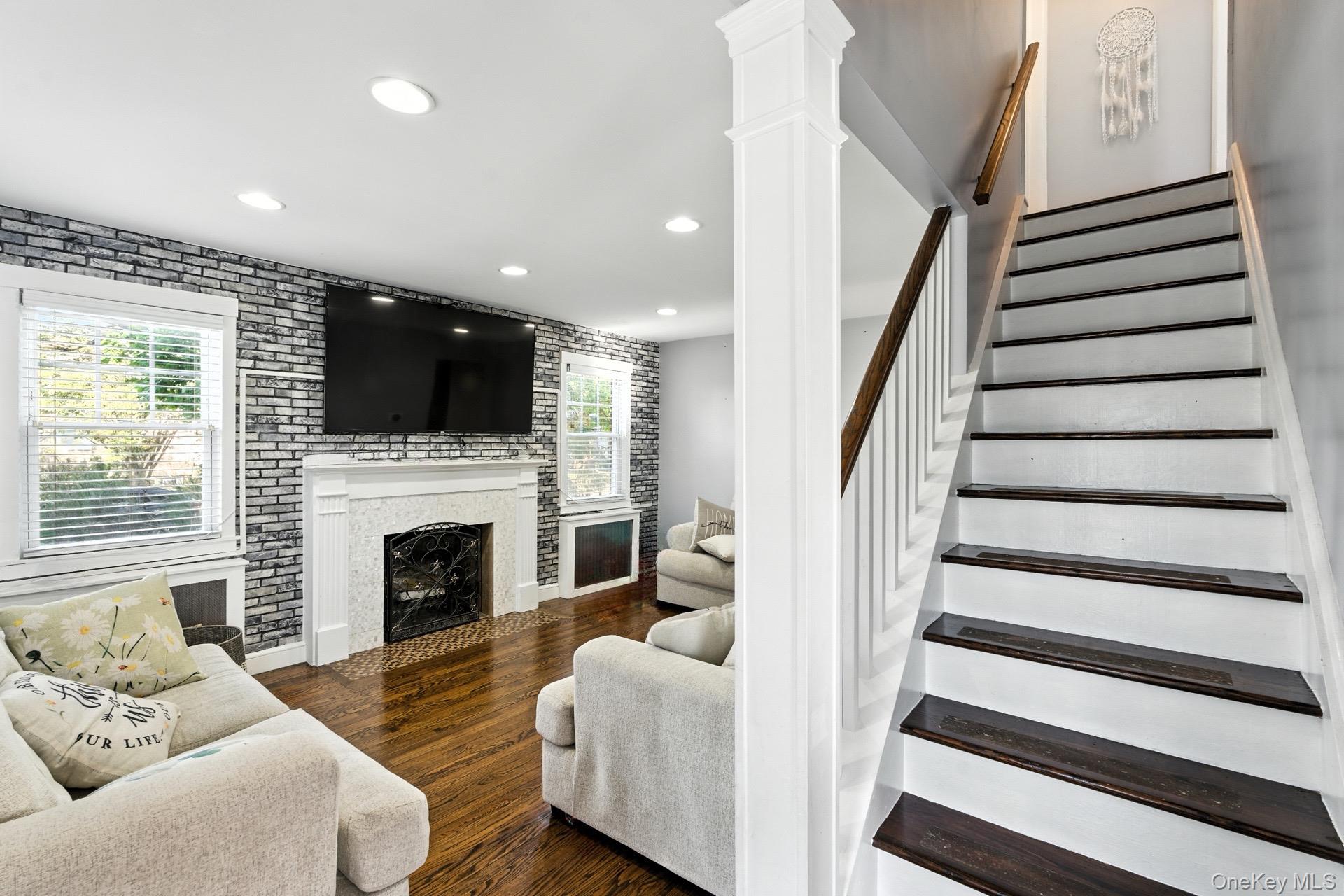 #8 photo, 40 Hendrickson Avenue, Lynbrook , NY 11563