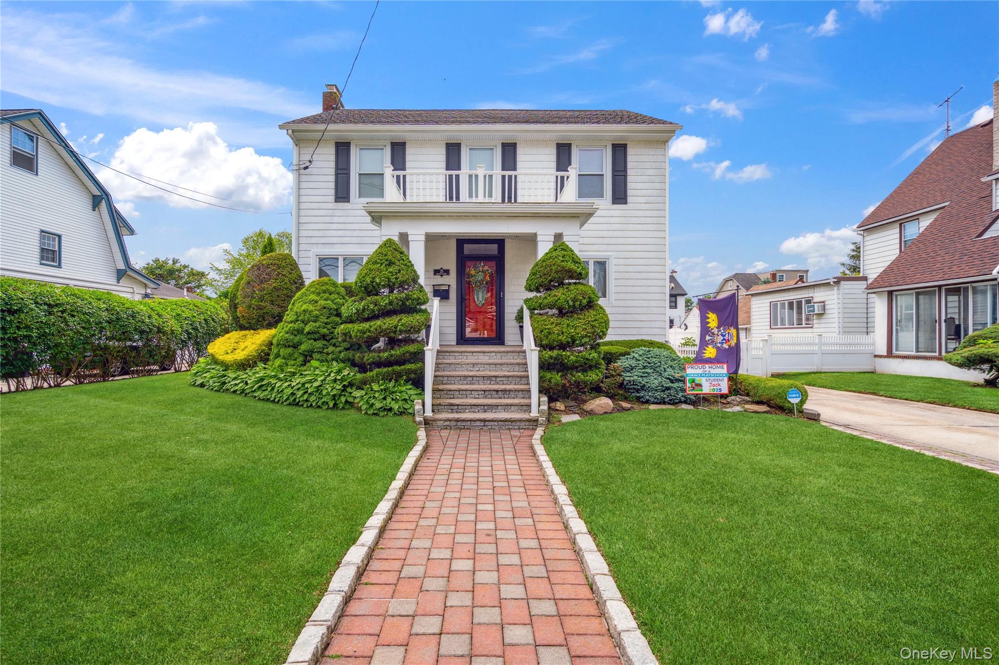 #1 photo, 25 Davison Avenue, East Rockaway , NY 11518