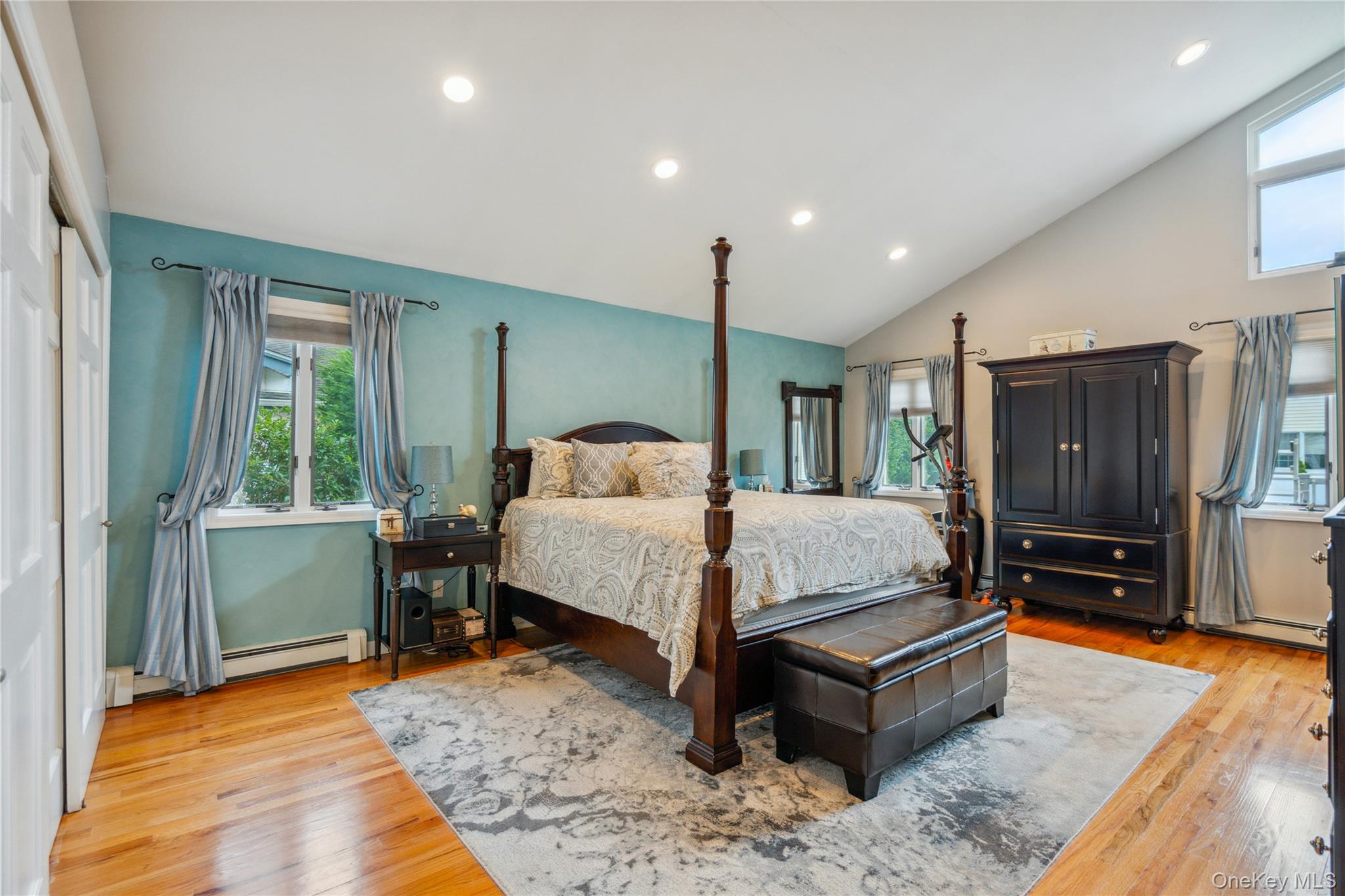 #10 photo, 25 Davison Avenue, East Rockaway , NY 11518