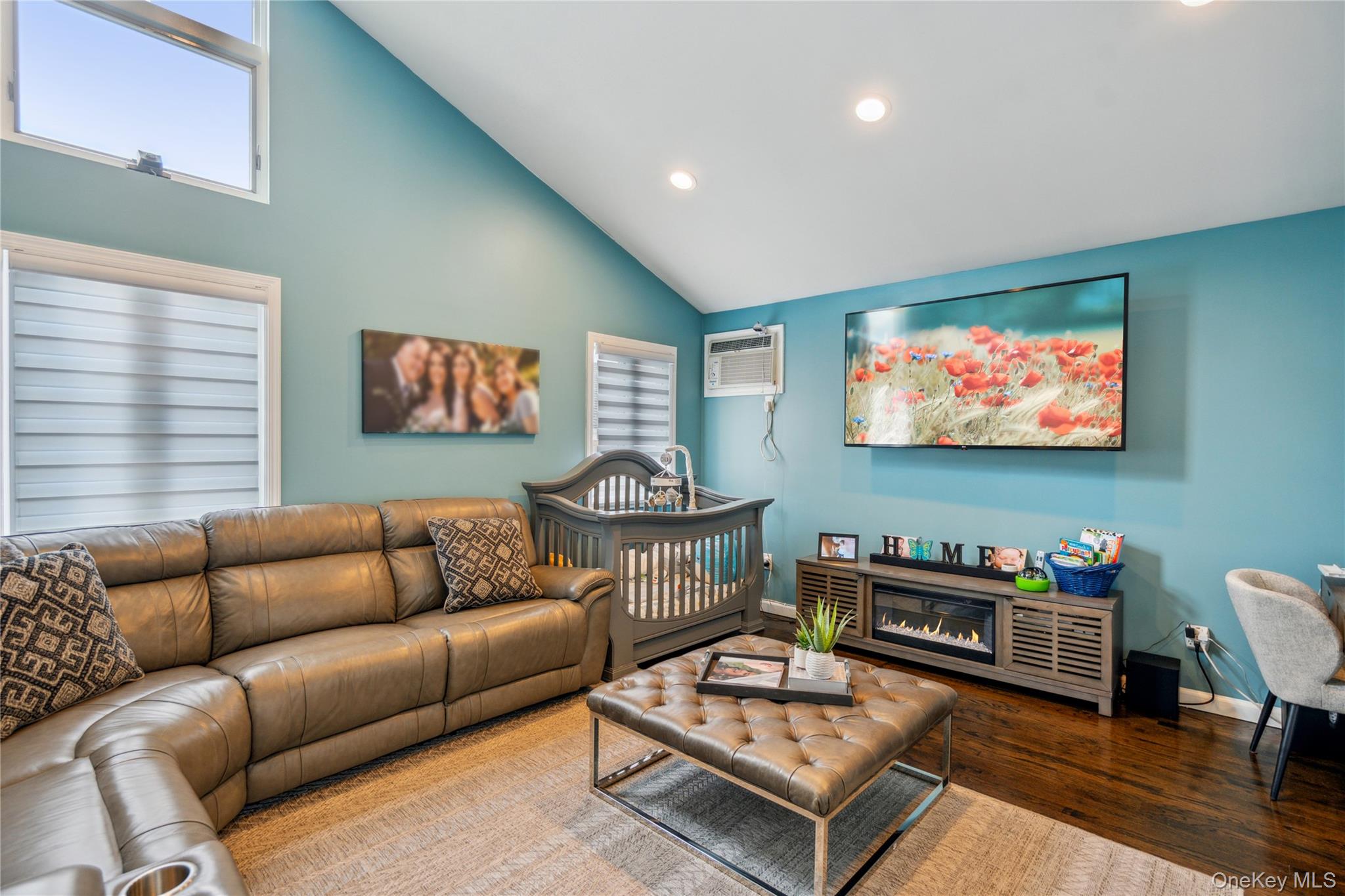 #8 photo, 25 Davison Avenue, East Rockaway , NY 11518