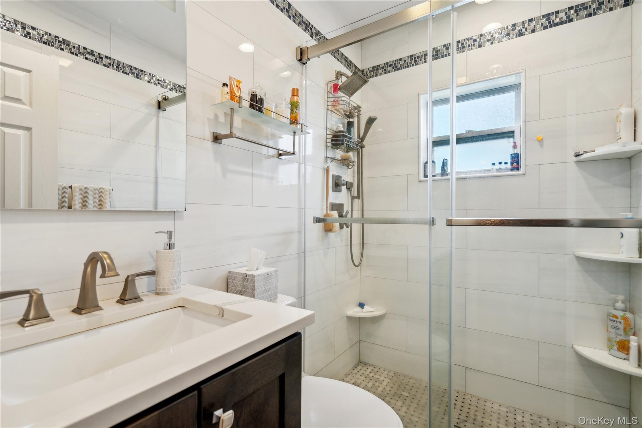 #9 photo, 25 Davison Avenue, East Rockaway , NY 11518