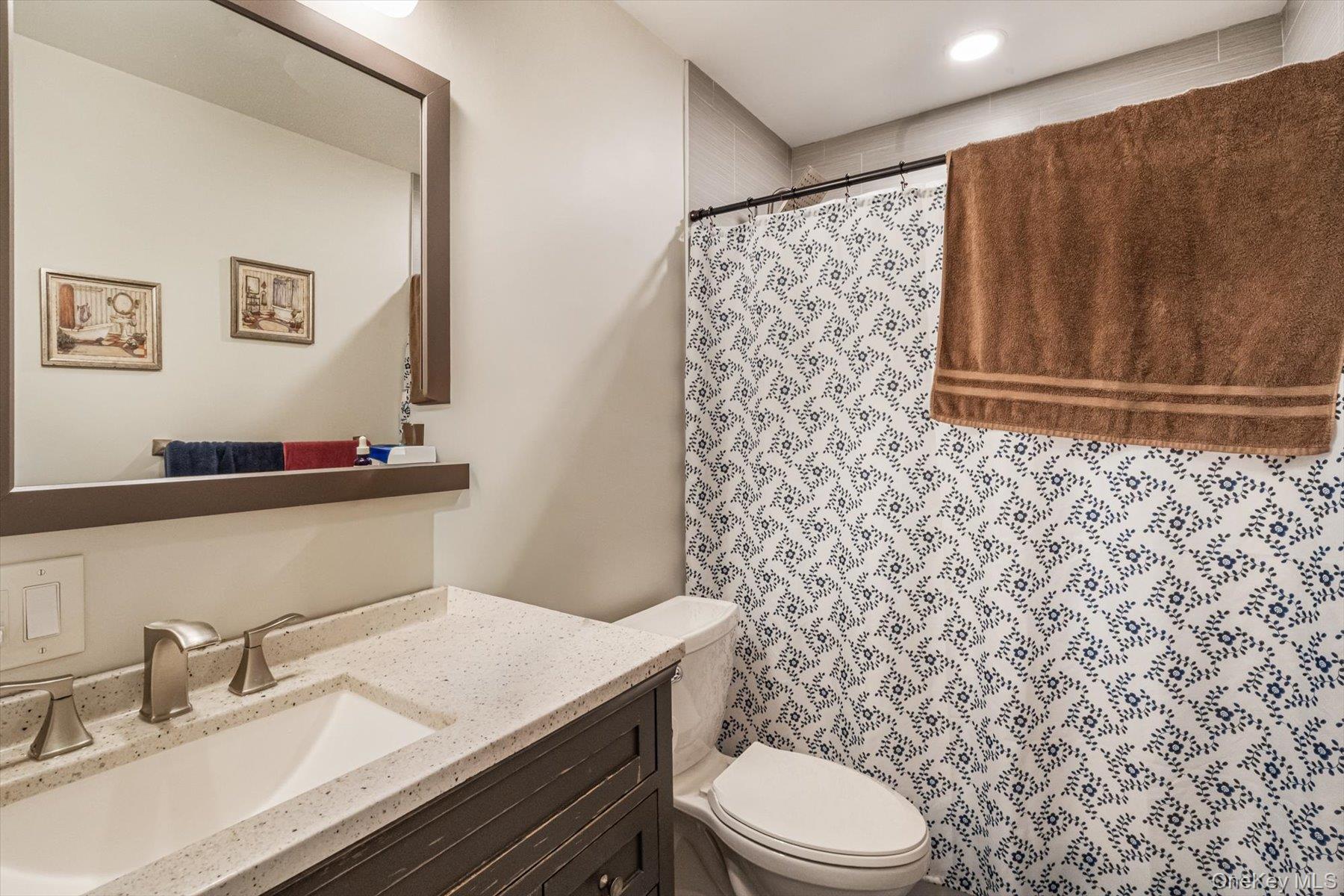 #18 photo, 60-30 55th Drive, Maspeth , NY 11378