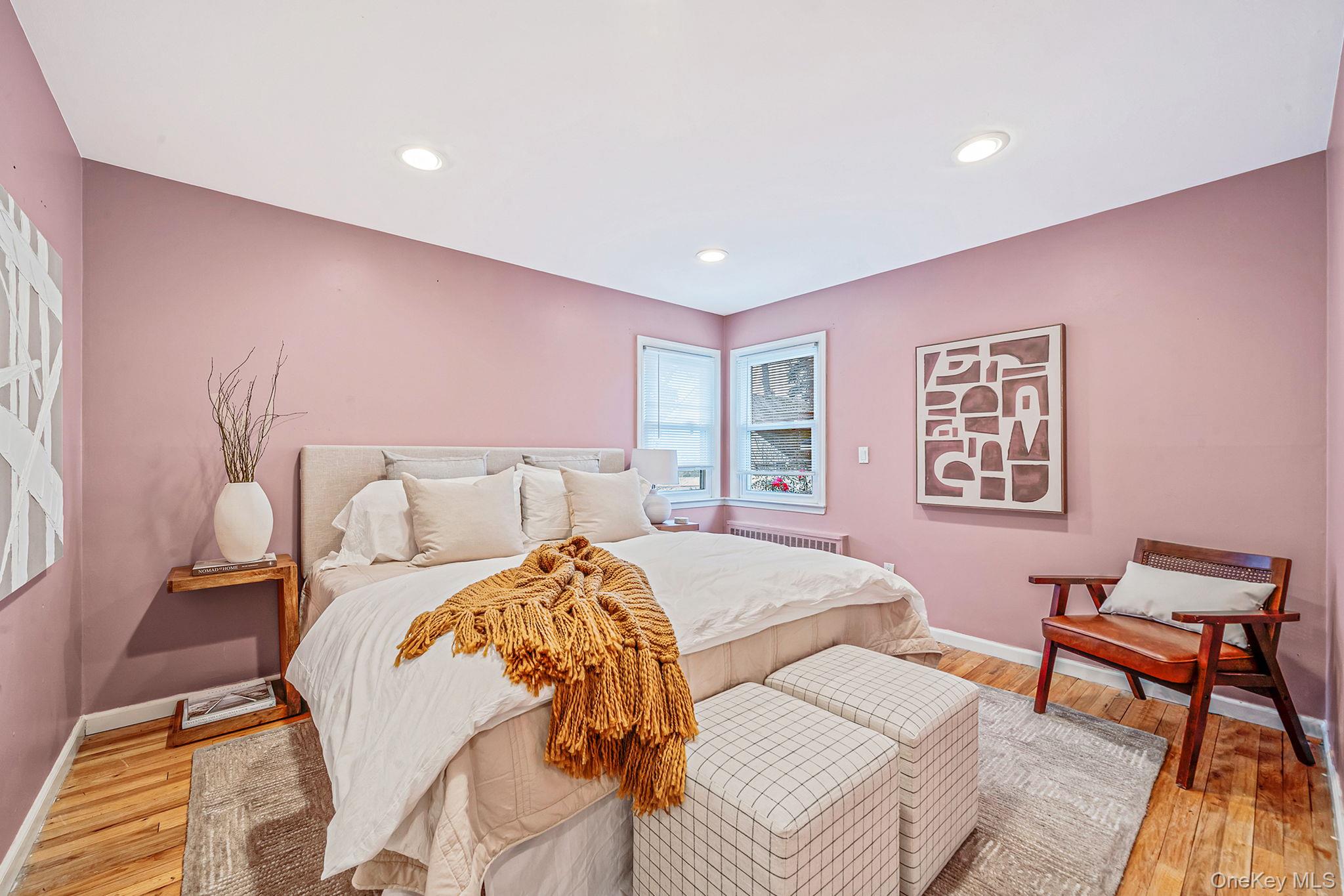 #13 photo, 137 Charles Street, Lynbrook , NY 11563