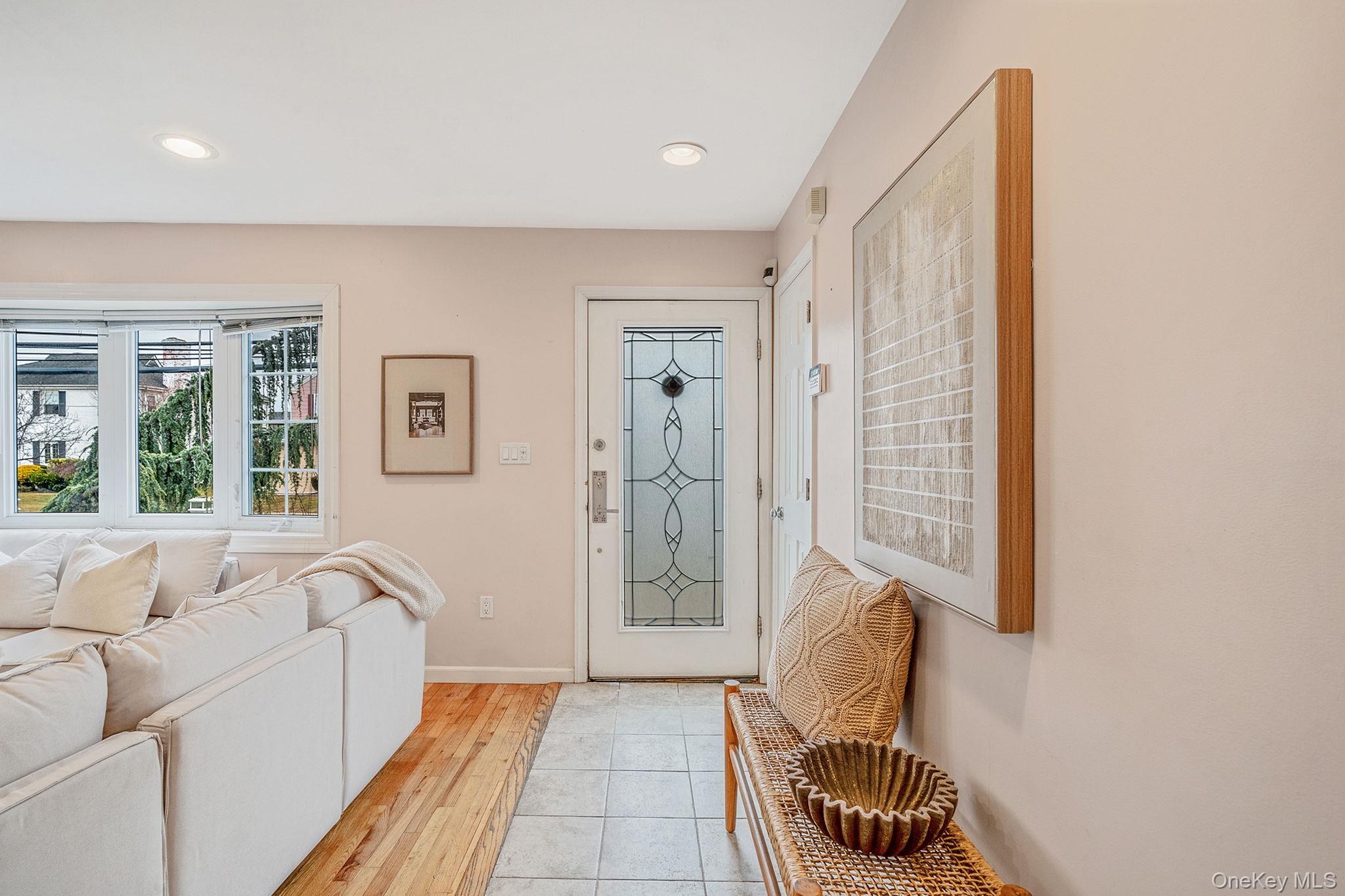 #2 photo, 137 Charles Street, Lynbrook , NY 11563