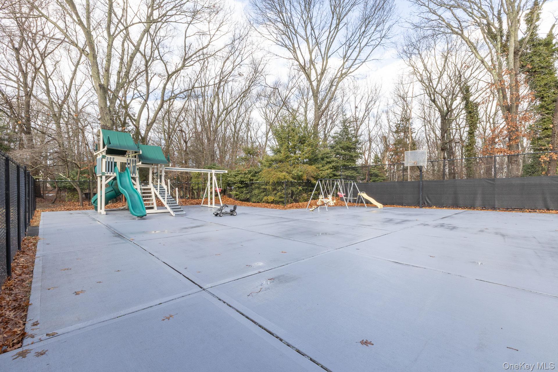 #10 photo, 83 Cliff Road, Port Jefferson , NY 11777