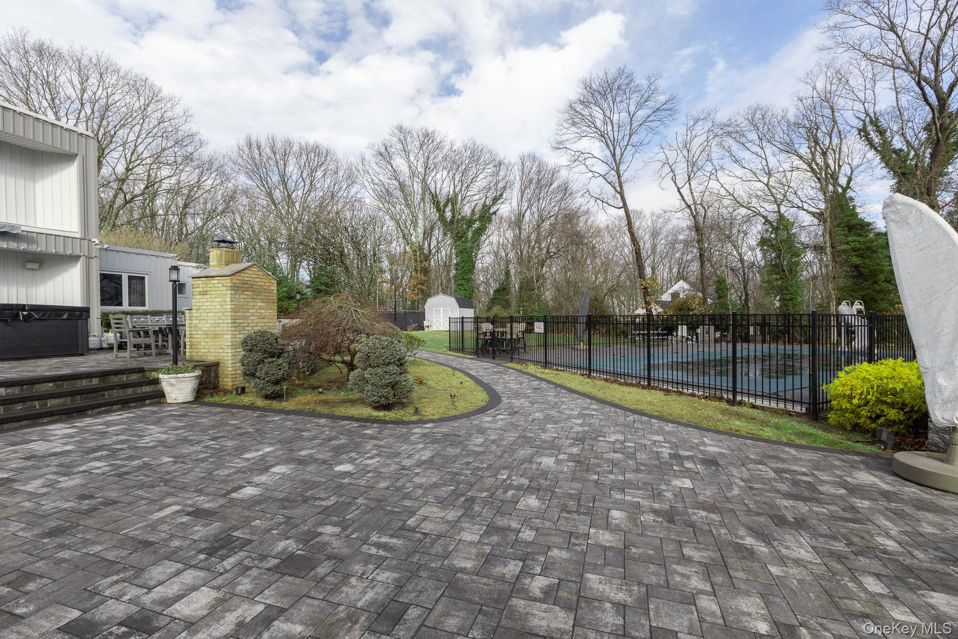 #14 photo, 83 Cliff Road, Port Jefferson , NY 11777