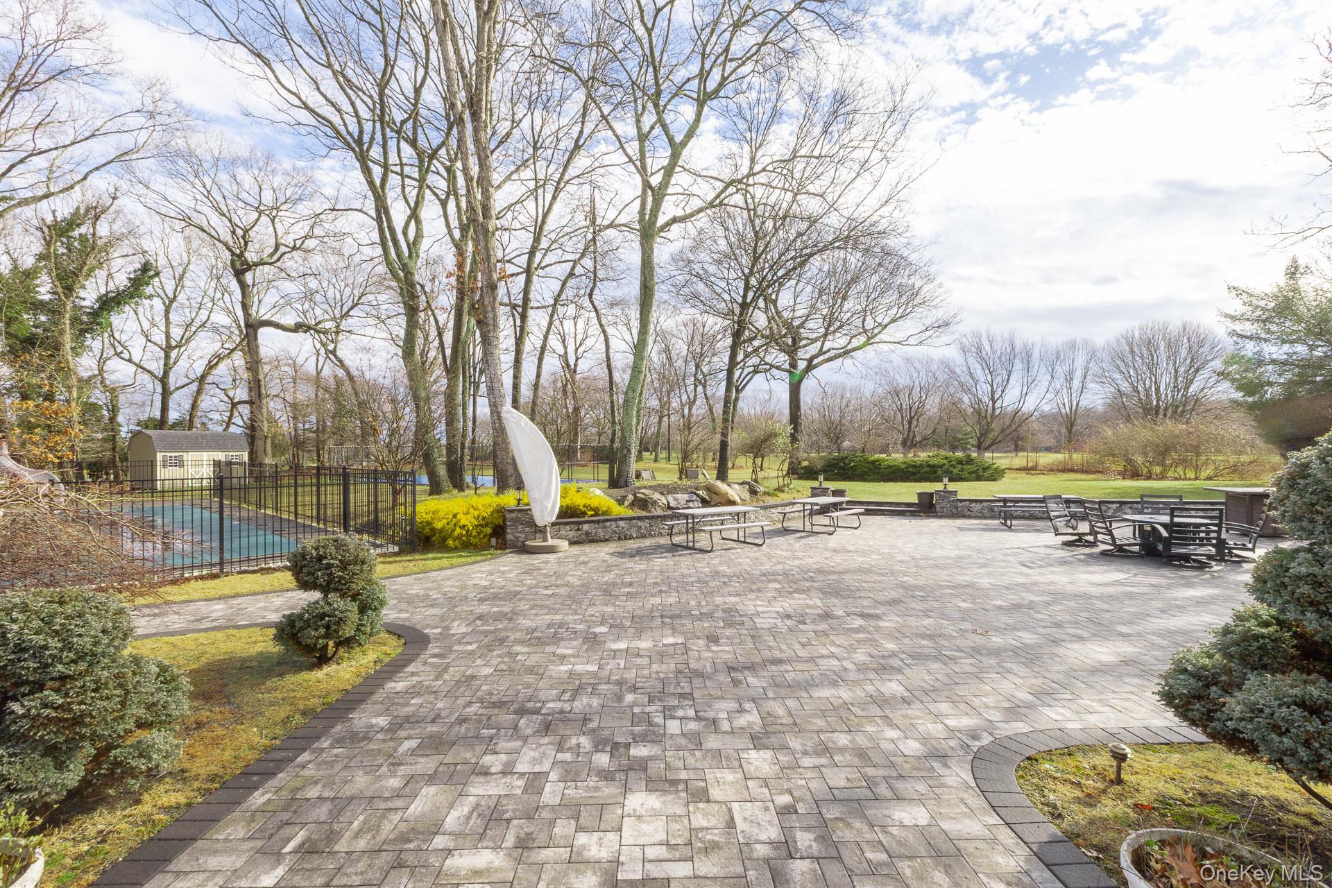 #16 photo, 83 Cliff Road, Port Jefferson , NY 11777