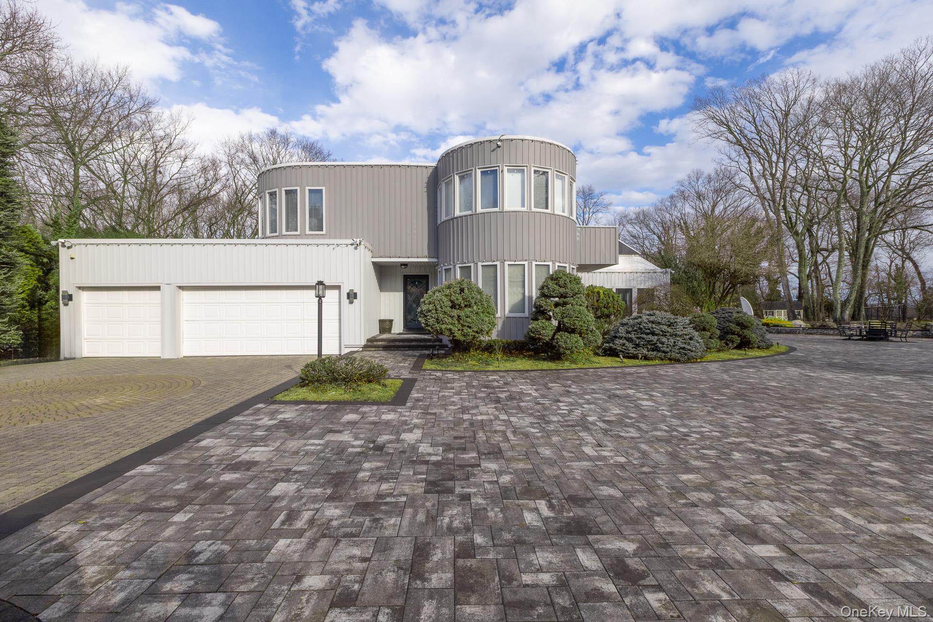 #7 photo, 83 Cliff Road, Port Jefferson , NY 11777