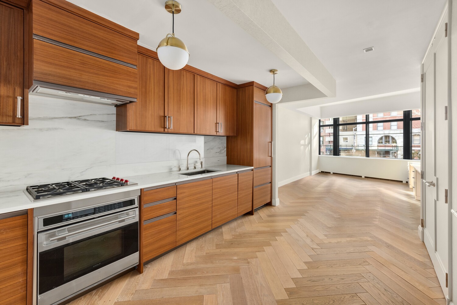 #1 photo, 150 CHARLES Street, West Village , NY 10014