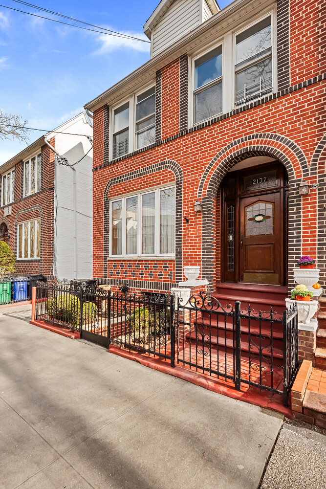 #10 photo, 2137 E 1ST Street, Gravesend , NY 11223